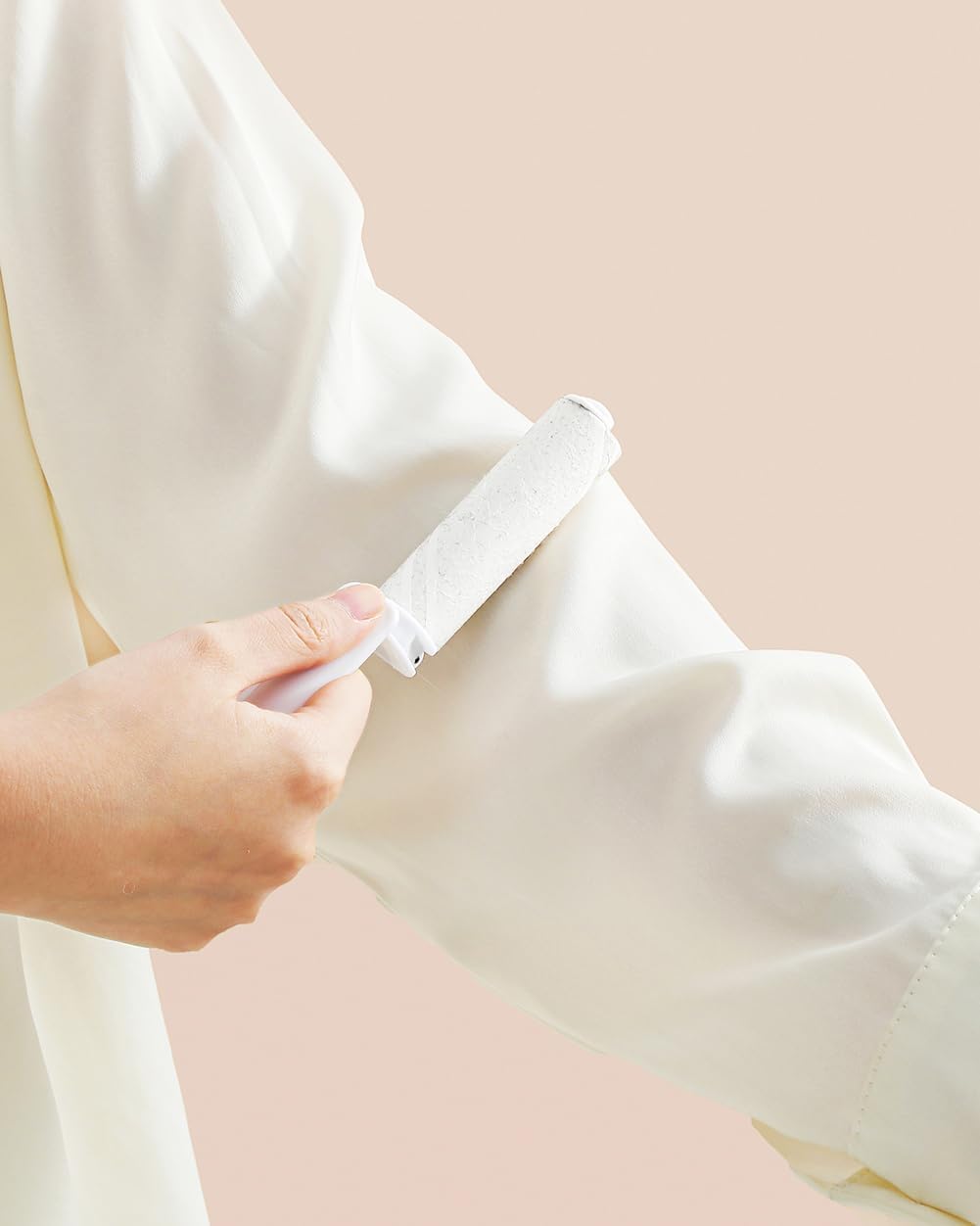 Travel Lint Roller for Clothes Reusable Mini Lint Remover and 4 Refills for Pet Hair Extra Sticky Total 150 Sheet Small Folding Lint Roller Portable in Pocket Purse Car (Green)