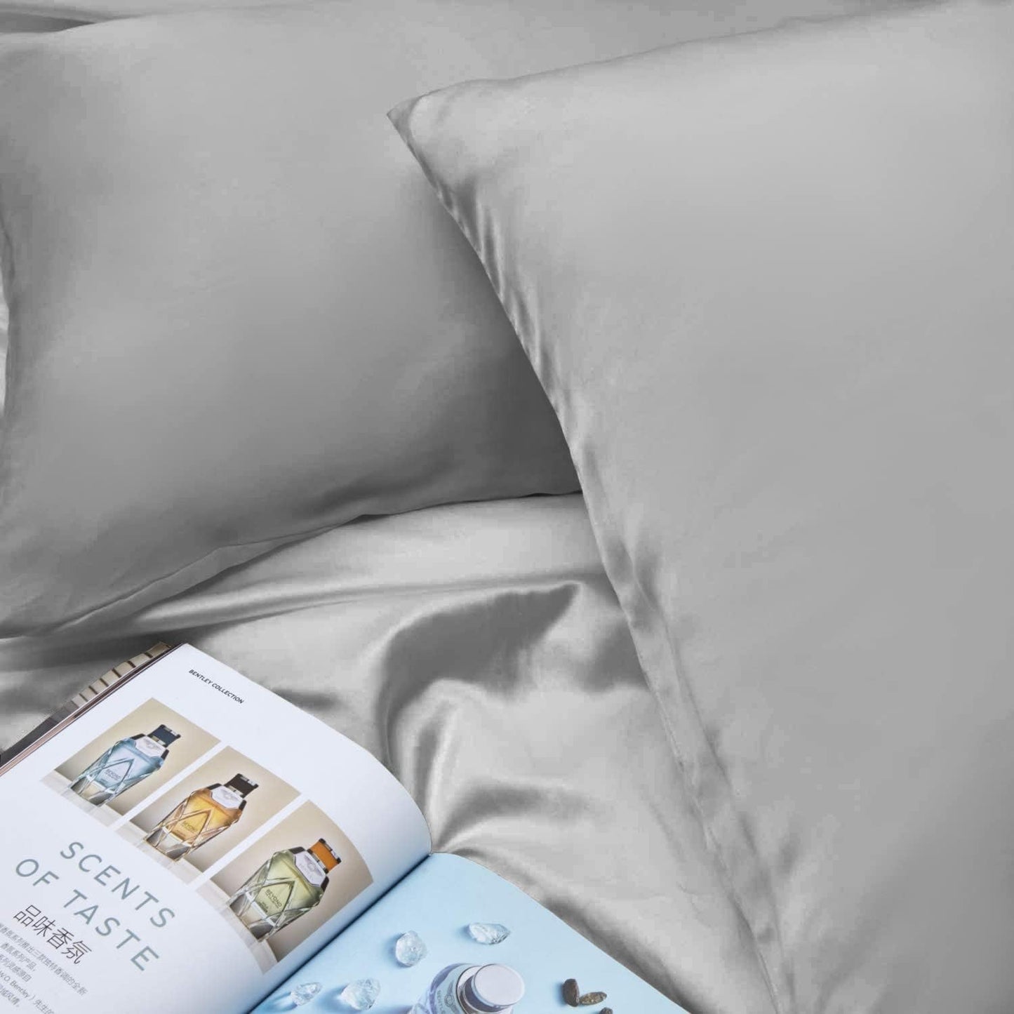 INSSL Silk Pillowcase for Women, Mulberry Silk Pillowcase for Hair and Skin and Stay Comfortable and Breathable During Sleep (Standard, Grey)