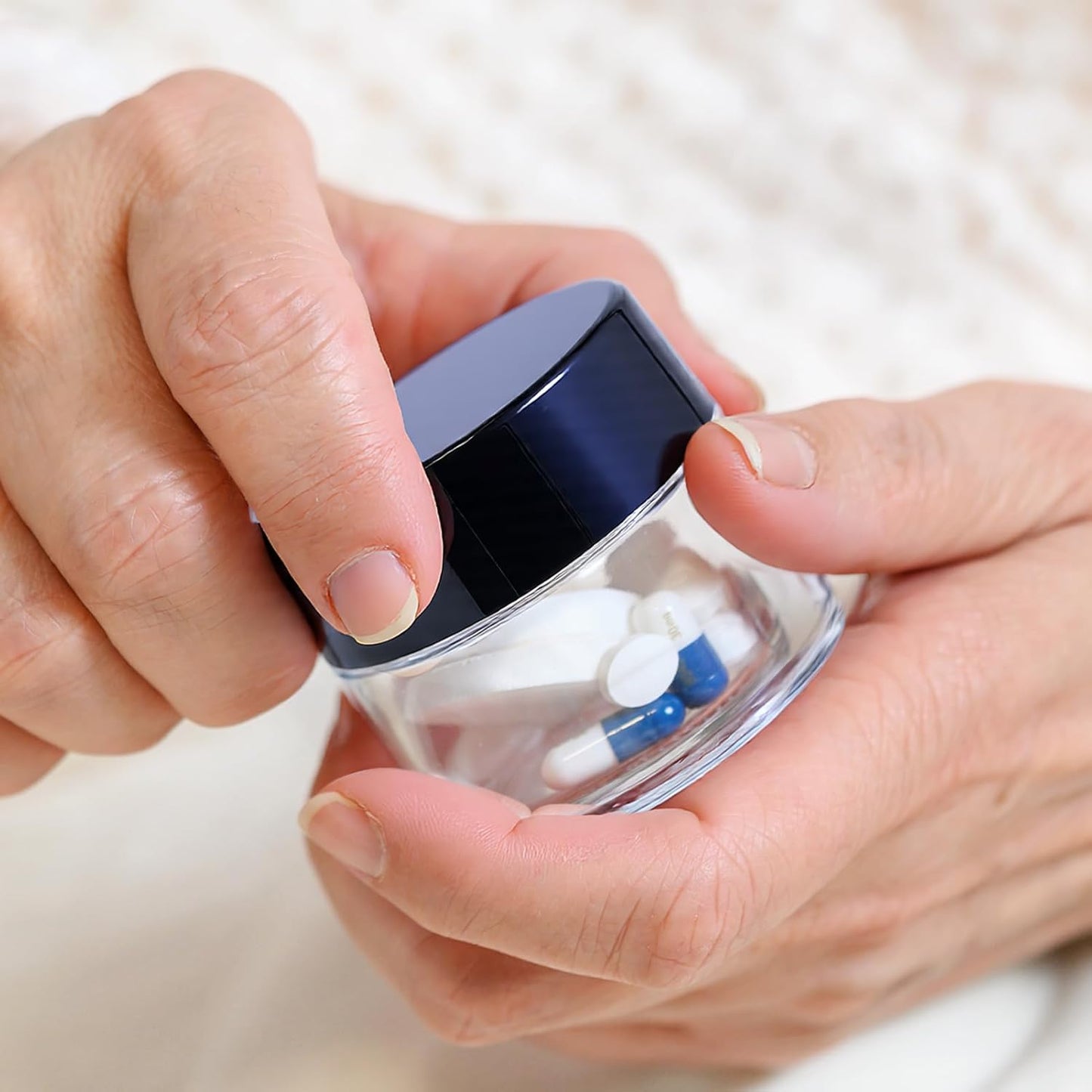 2oz Jars with Lids, HOA Kinh 3 Pack Clear Glass Jars with Lids Empty Cosmetic Containers Round Airtight Glass Jar with Black Lid for Storing Lotions Powders Ointments