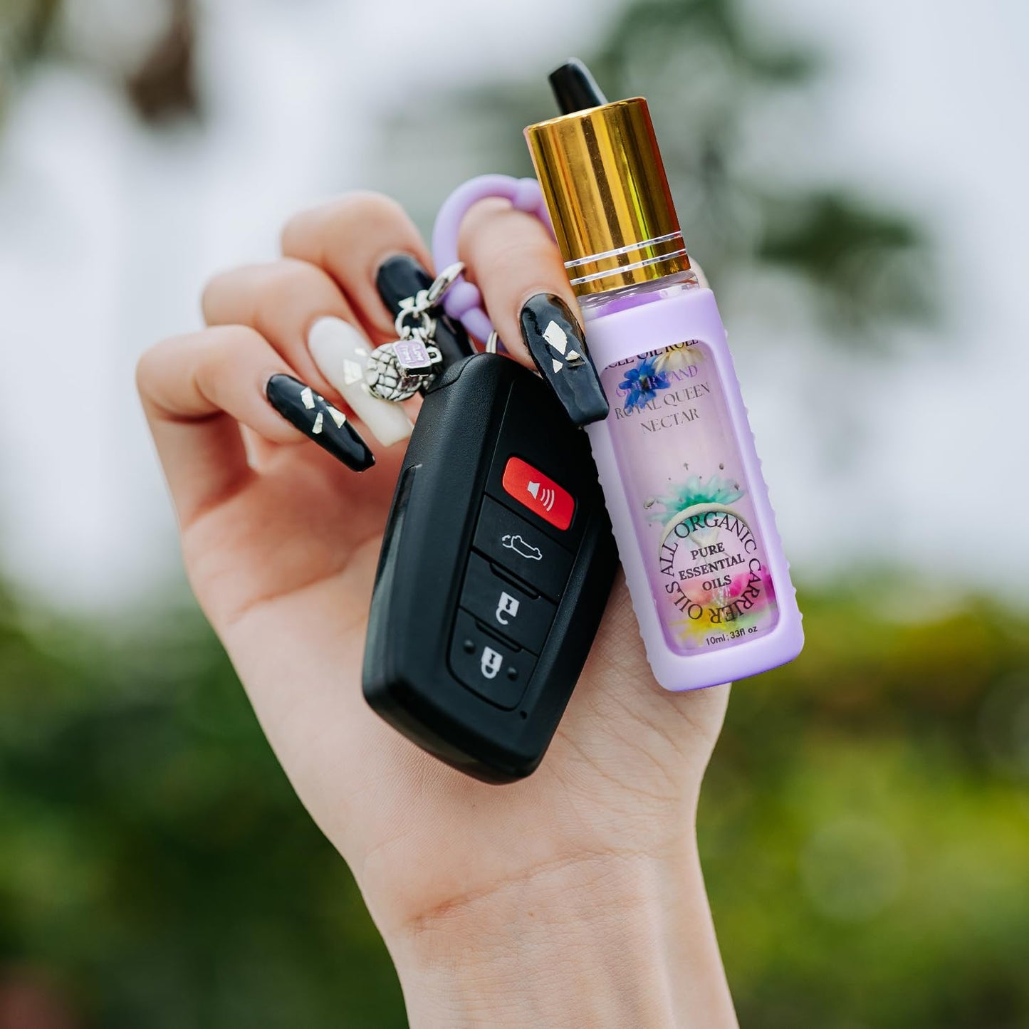 Gourmand Royal Queen Nectar Organic Nail Cuticle Oil Pen with Jojoba, Coconut MCT, and Rosehip for Nail Hydration, Growth & Strength, Travel Size Keychain(0.34 Fl Oz)