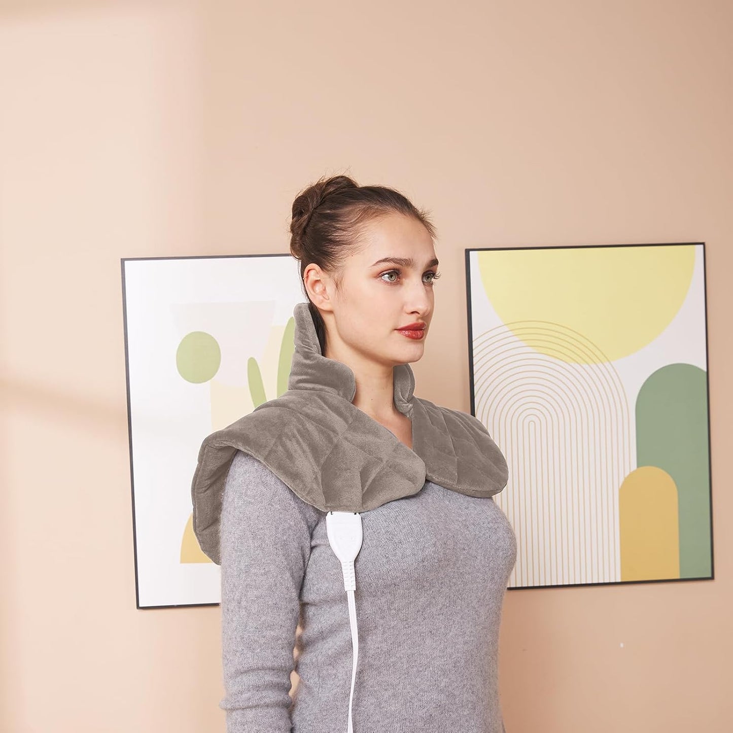 Ambershine 19''x24'' Weighted Neck & Shoulder Heating Pad, 2.5lbs with 12 Temperature Settings& 4 Auto-Off Timers, Pain Relief for Neck/Shoulder/Back, Christmas Gifts for Women Men Mom Dad(Light Tan)