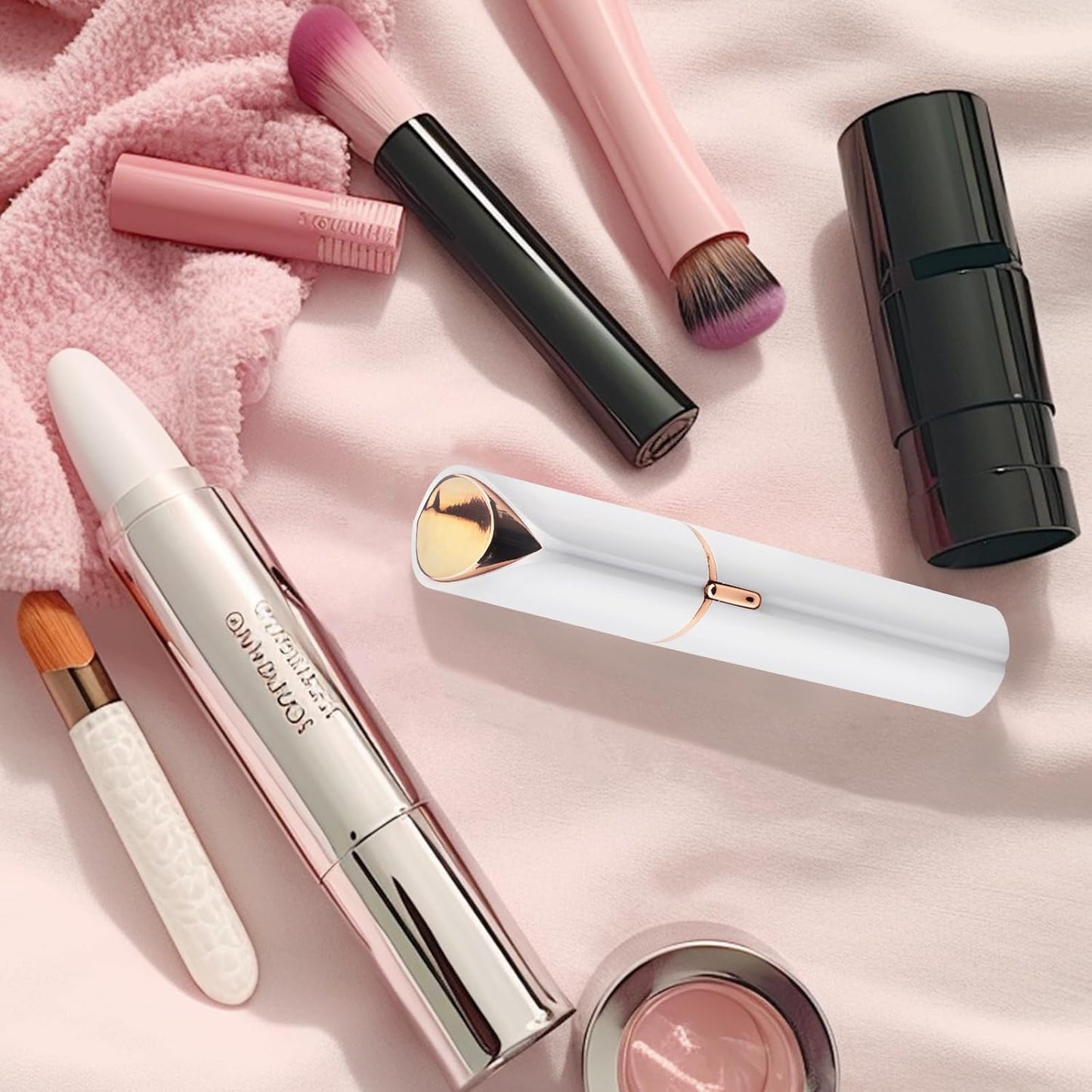 Facial Hair Removal for Women, Painless Face Trimmer for Upper Lips, Peach Fuzz and Chin with USB Rechargeable