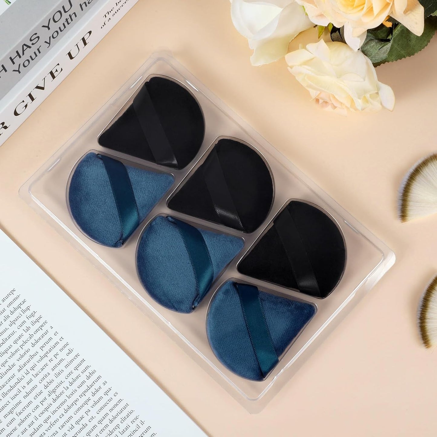 Pimoys 6 Pieces Powder Puff Face Triangle Makeup Puff for Loose Powder Setting Powder Soft Foundation Sponge Makeup Blender Sponge Beauty Makeup Tool, Black and Peacock Blue