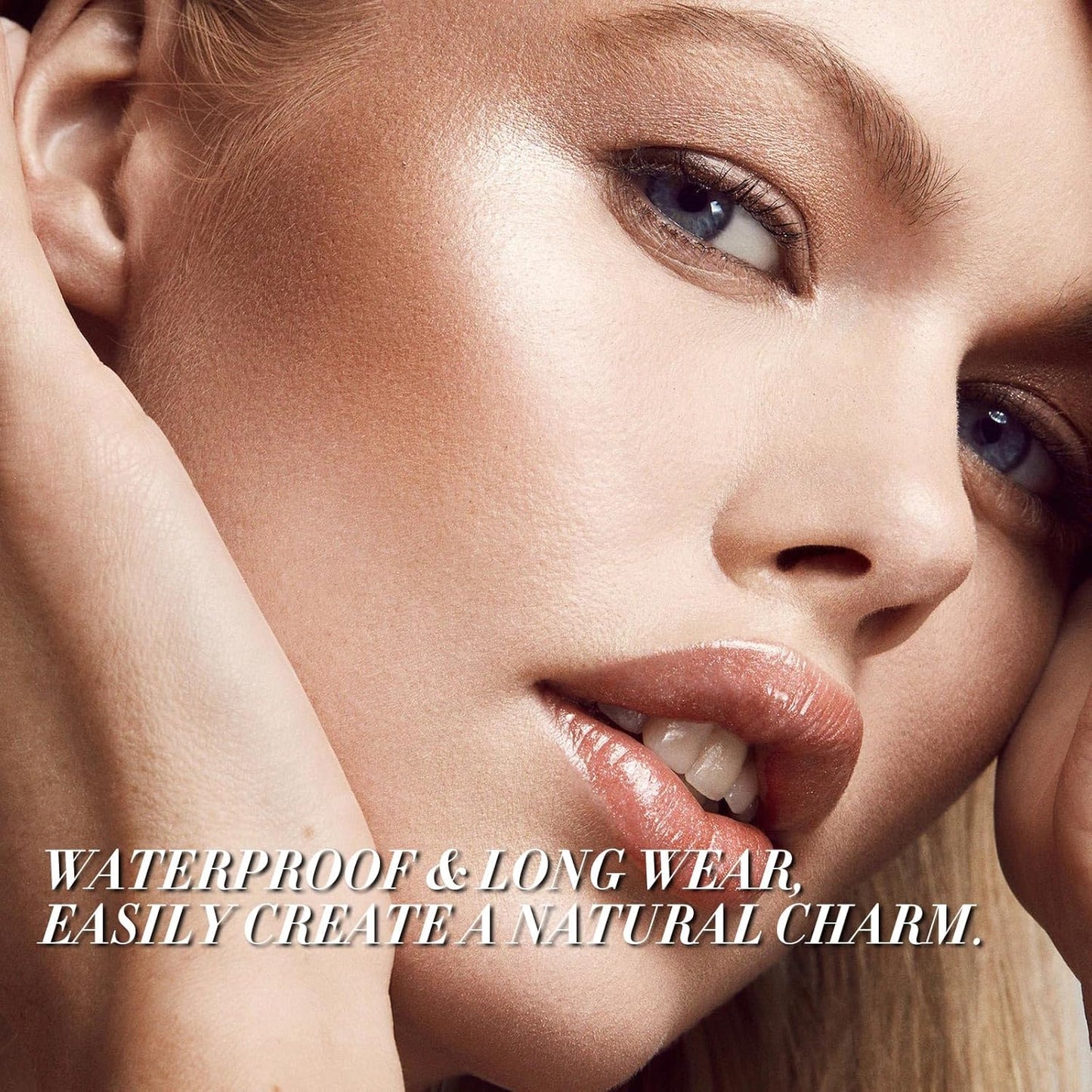 FOCALLURE Shimmer Face Highlighter Makeup Powder, Gel to Powder Glow Finish, Leaving a Lightweight & Healthy Radiance, Long Lasting Luminous Face Body Highlighter Makeup,OR01 Beach Landing