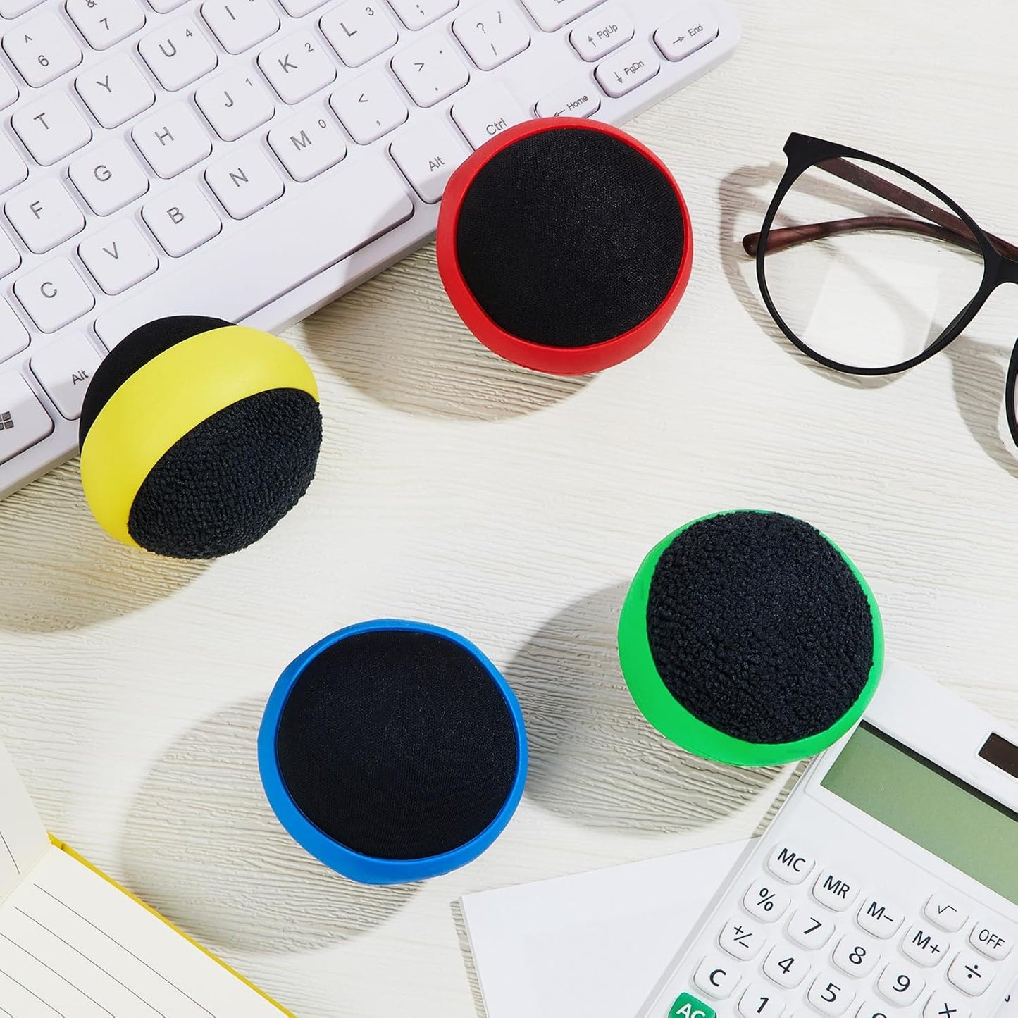 Suclain 4 Pack Christmas Touch Screen Cleaner Balls Phone Cleaning Ball Microfiber Touch Car Screen Glass Cleaner for Computer Laptop Phone Monitor(Red, Blue, Yellow,Green)