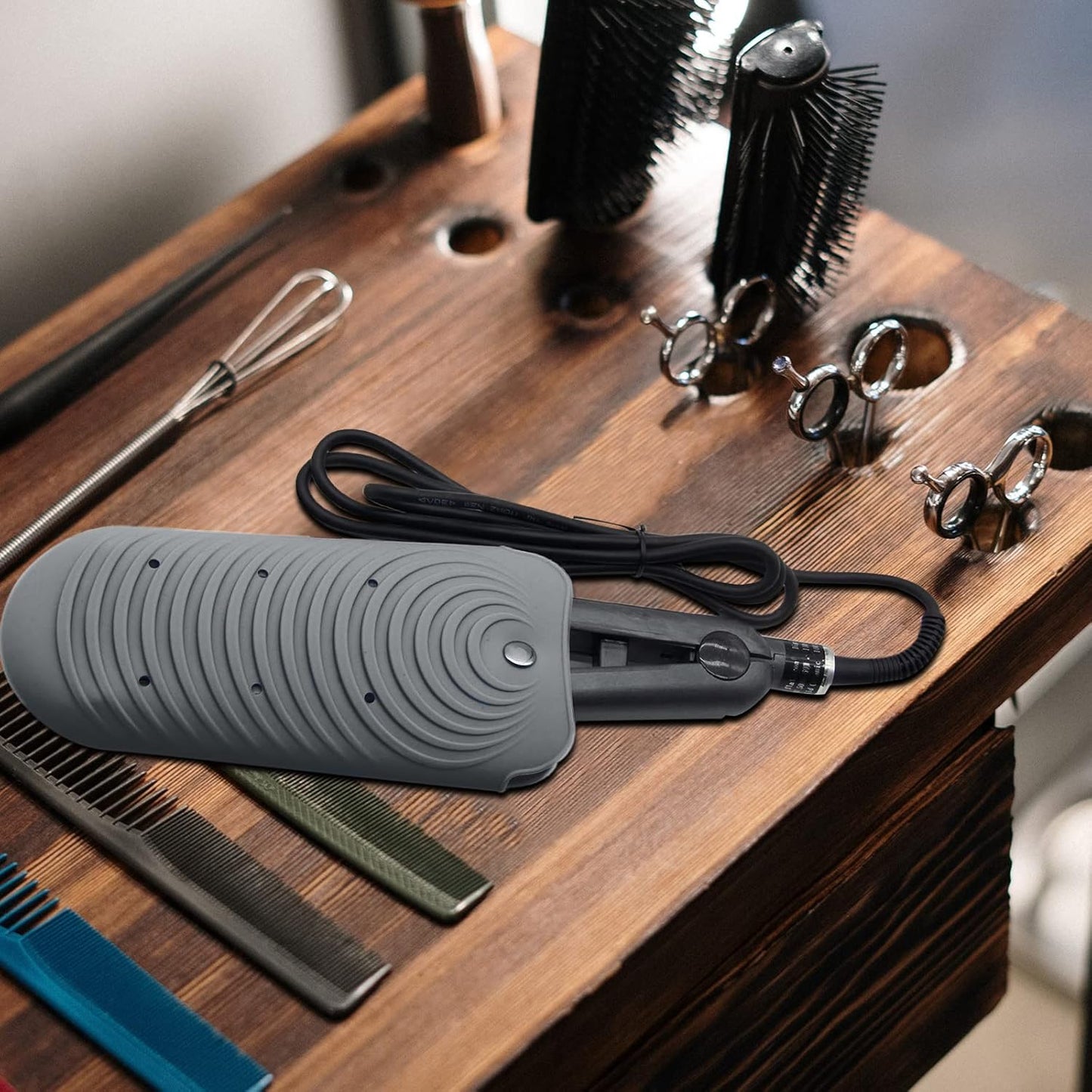 Heat Resistant Silicone Mat Pouch for Hair Styling Tools, Curling and Flat Irons Non-Slip Travel Cover, Small Portable Straightener Pad for Curler Wands Storage, Hot Waver (Dark Gray)