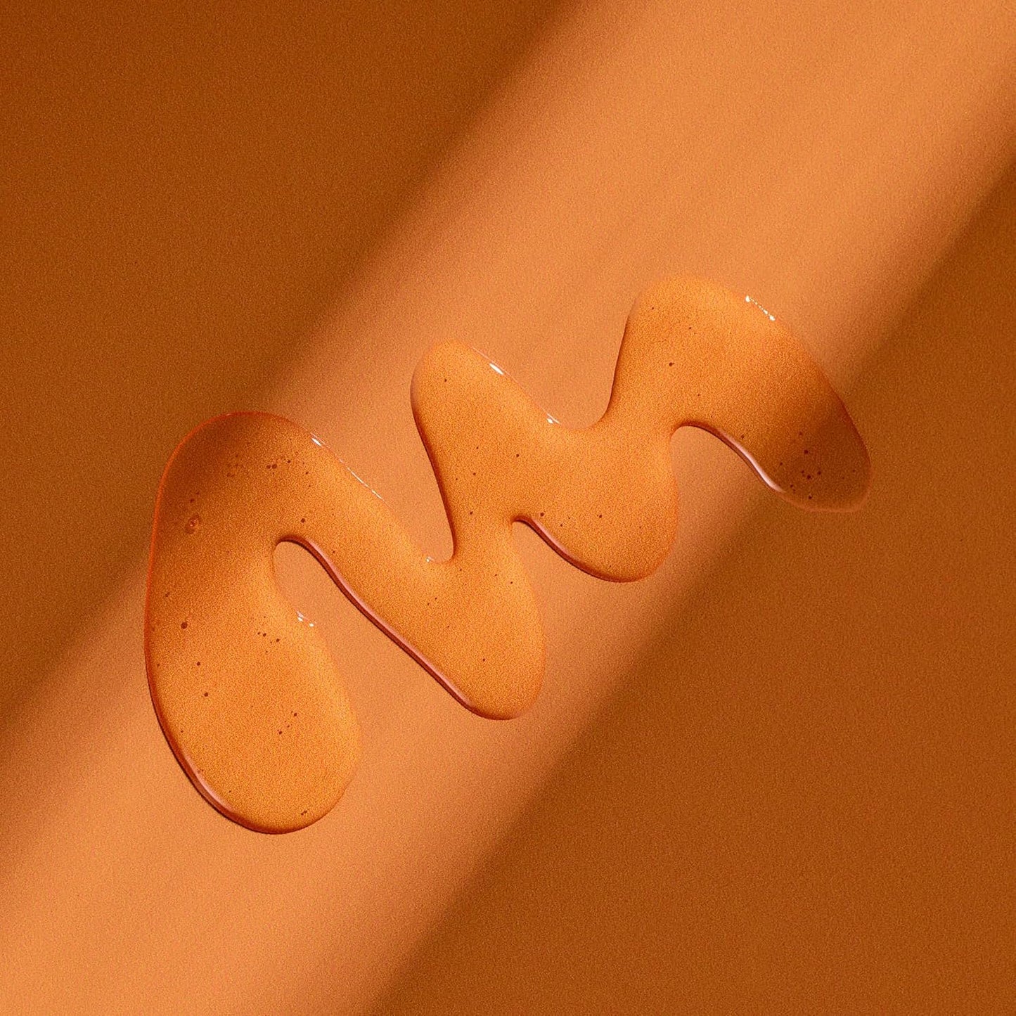 Tree Hut Santal Haze Moisturizing Shave Oil, Gel-to-Oil Formula, Ultra Hydrating Barrier for a Close, Smooth Shave, For All Skin Types, 7.7 fl oz