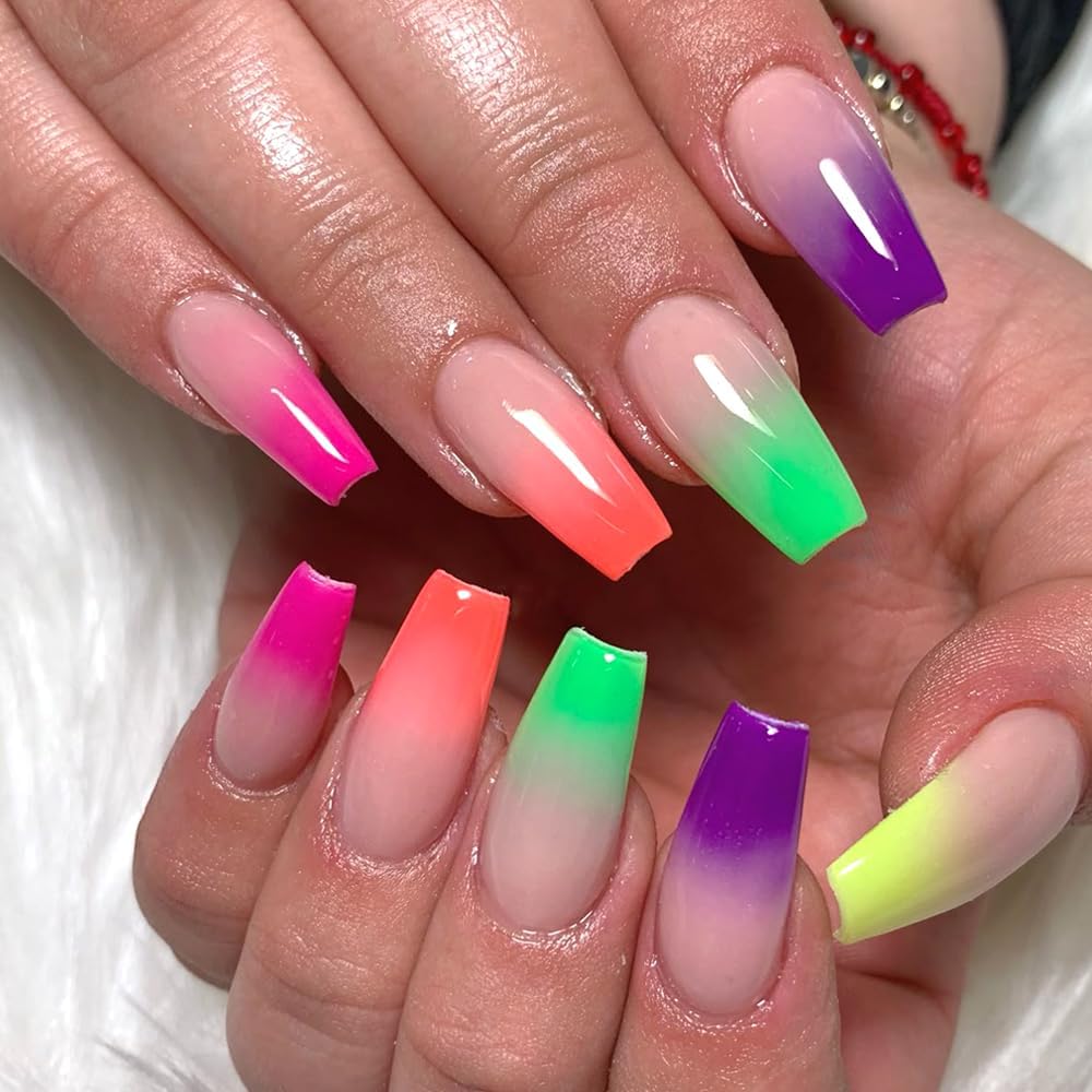 Neon Phosphor Nail Pigment Powder Palette, 9 Colors Solid Pigment Powder for Nails, Fluorescent Glitter Aura Nails Rubbing Dust with Ombre Nail Brush & Sponge Sticks Manicure Art DIY Accessories