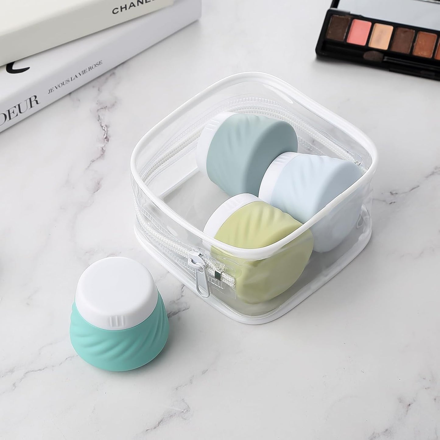 Gemice Silicone Cream Jars TSA Approved Travel Size Containers with Toiletry Bag, Wide Mouth Leak-proof Travel Accessories with Lid for Cosmetic Cream (4 Pack)