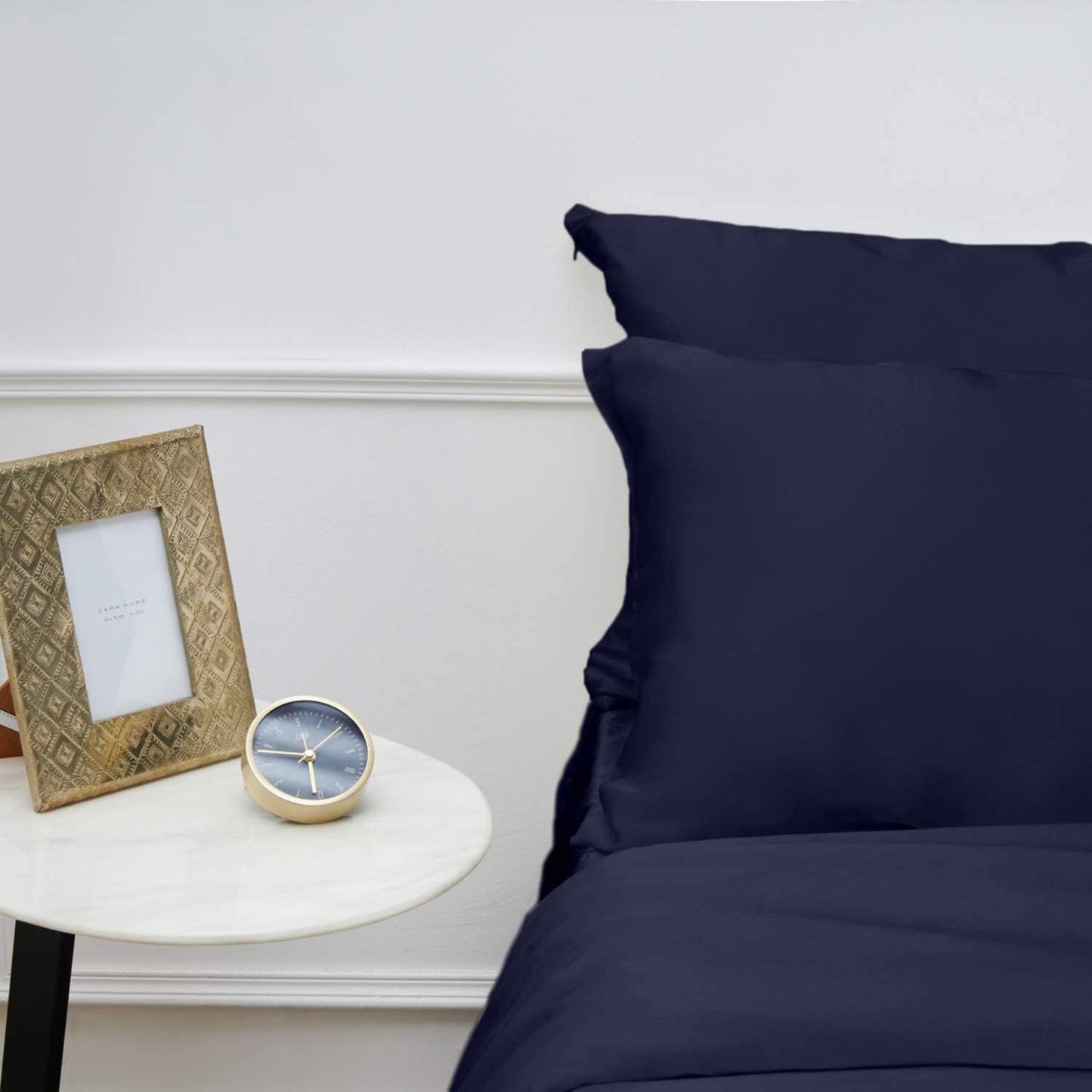 INSSL Silk Pillowcase for Women, Mulberry Silk Pillowcase for Hair and Skin and Stay Comfortable and Breathable During Sleep (Standard, Navy Blue)