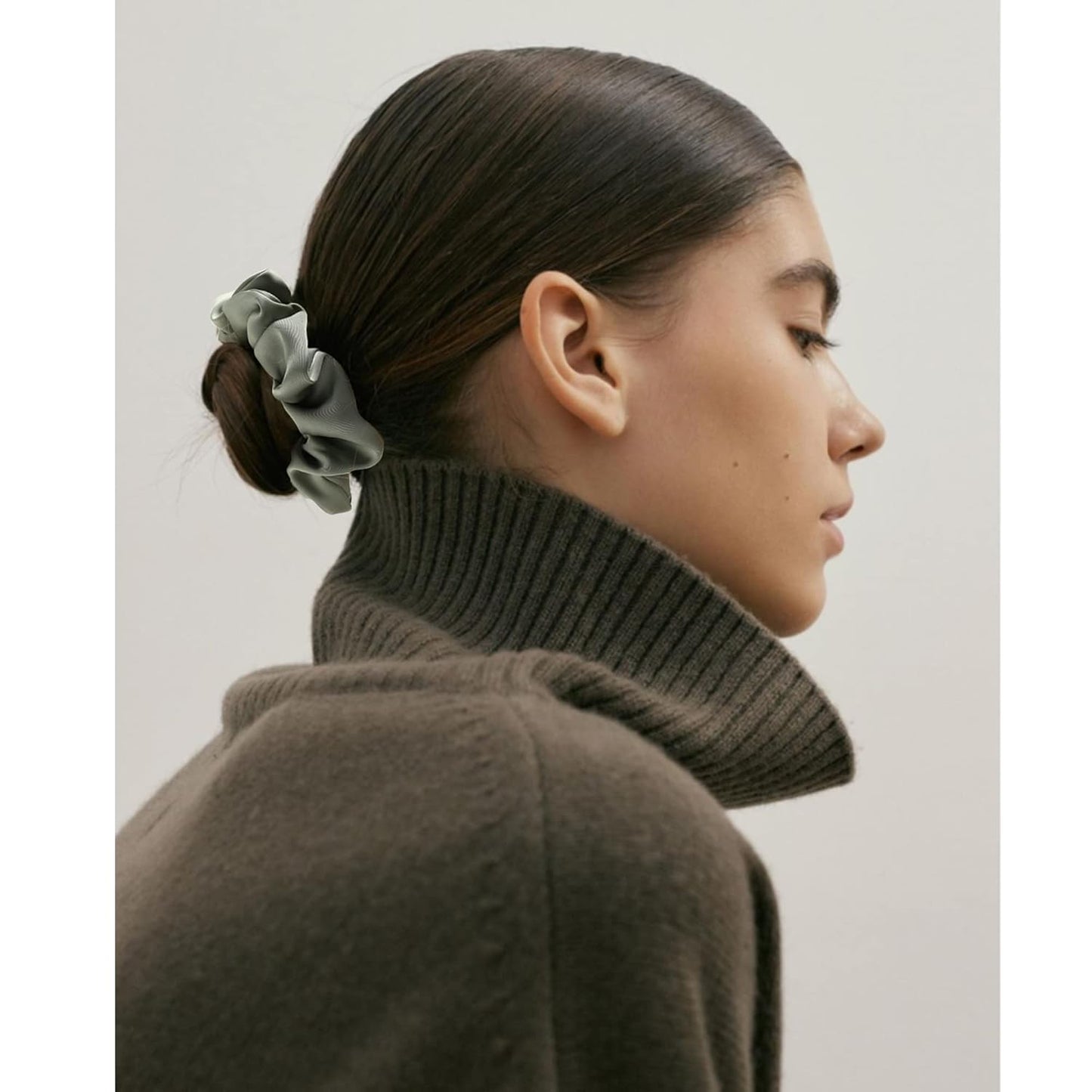 Big Silk Scrunchies for Women,Better than Satin,Silky Soft Scrunchie for Bun Luxurious Ponytail Holders Elastic Hair Ties No Damage (Green Blue Rose-Red Champagne Menthol-Blue)