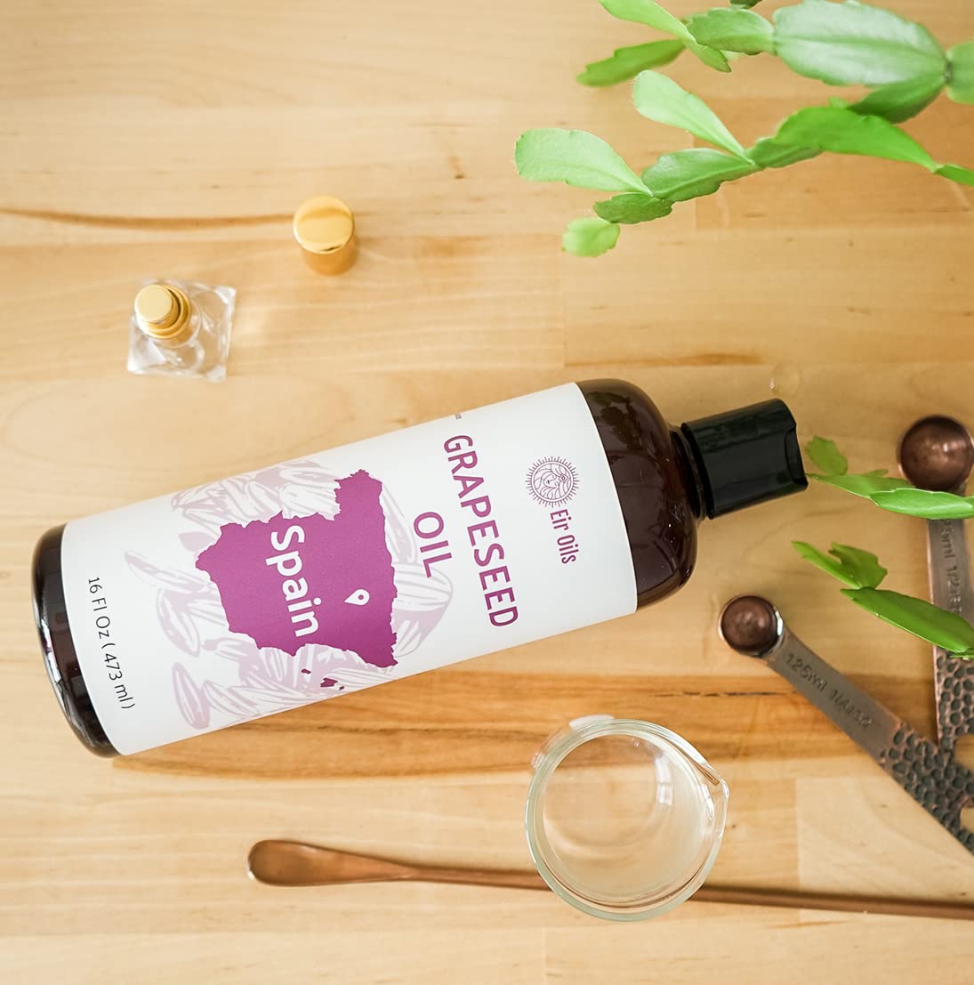Grapeseed Oil - Pure Grapeseed oil for Skin - 100% Pure Carrier Oil for Hair, Face, and Skin - Direct from EIR Oils in the Beautiful Spanish Countryside (32 oz)