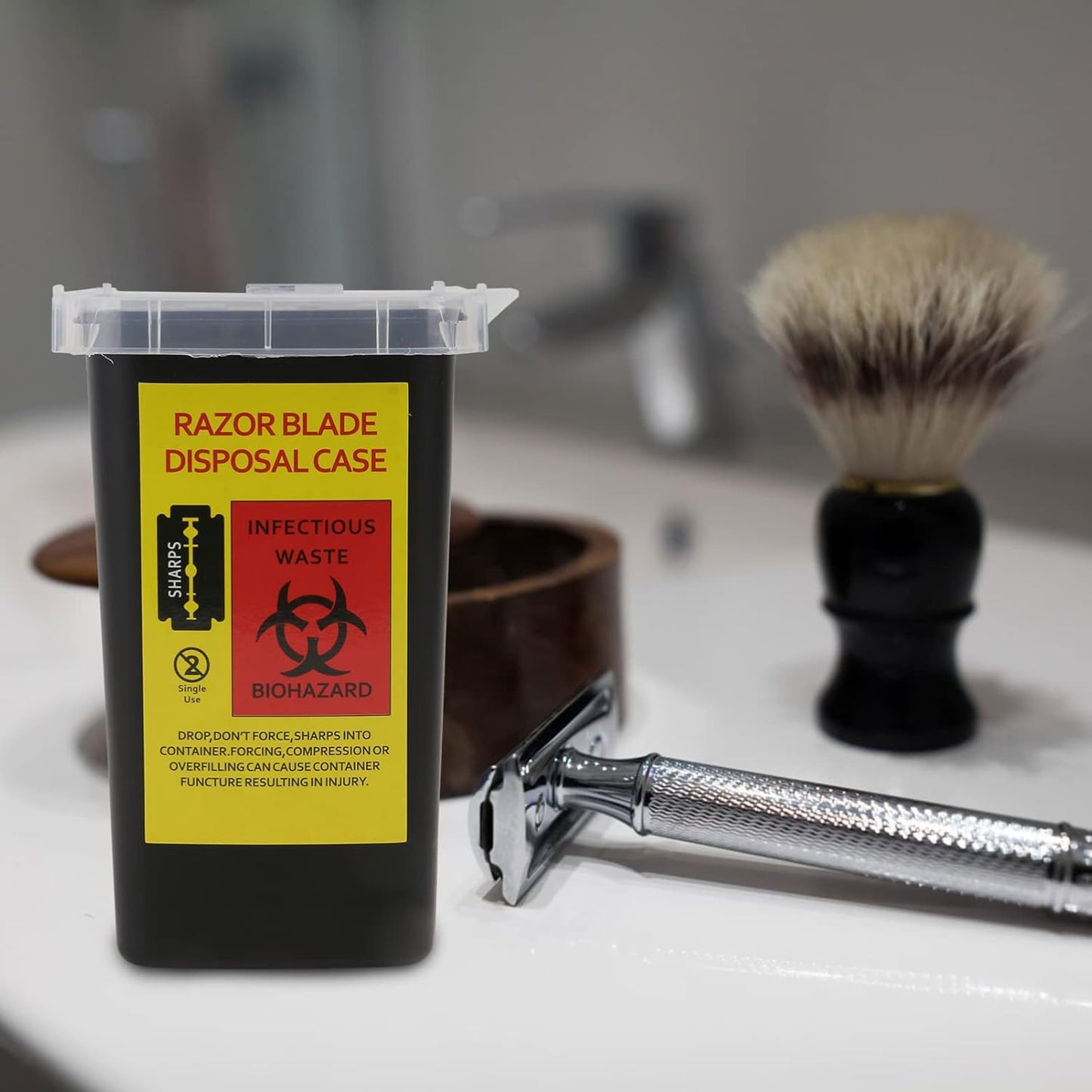 Uonlytech Blade Disposal Case, Razor Blade Bank Blade Disposal Container Safety Disposal Storage Case for Salon Men Shaver Travel