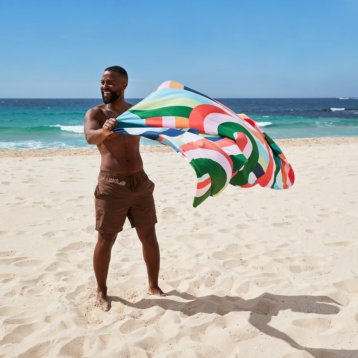 Dock & Bay Beach Towel - Quick Dry, Sand Free - Compact, Lightweight - 100% Recycled - Includes Bag - Fruit Loops - Large (160x90cm, 63x35)