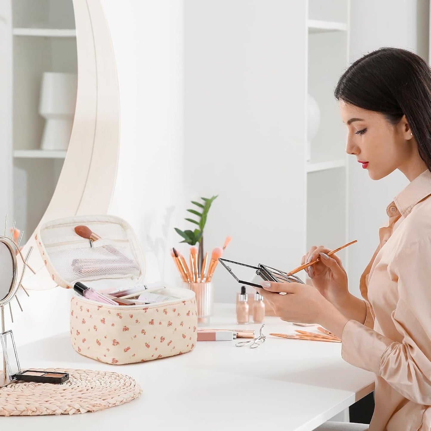 Prite Large Makeup Bag for Women Quilted Floral Cotton Cosmetic Bag Cute Coquette Aesthetic Floral Travel Toiletry Bag (Pink Flower)