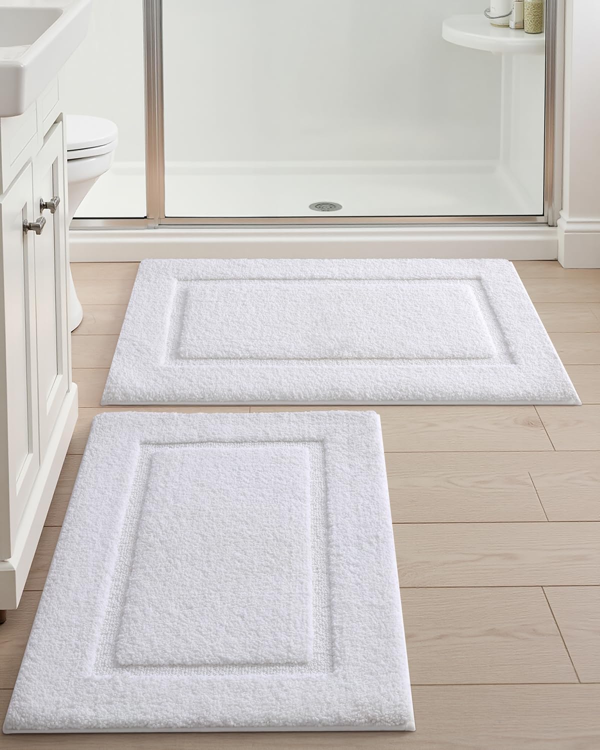 DEXI Bathroom Rugs Set 2 Piece 32x20, Washable Non Slip Bath Mat for Shower Floor, Absorbent Quick Dry Bathmat with Rubber Backing, Ultra Soft Plush Carpet for Tub, White