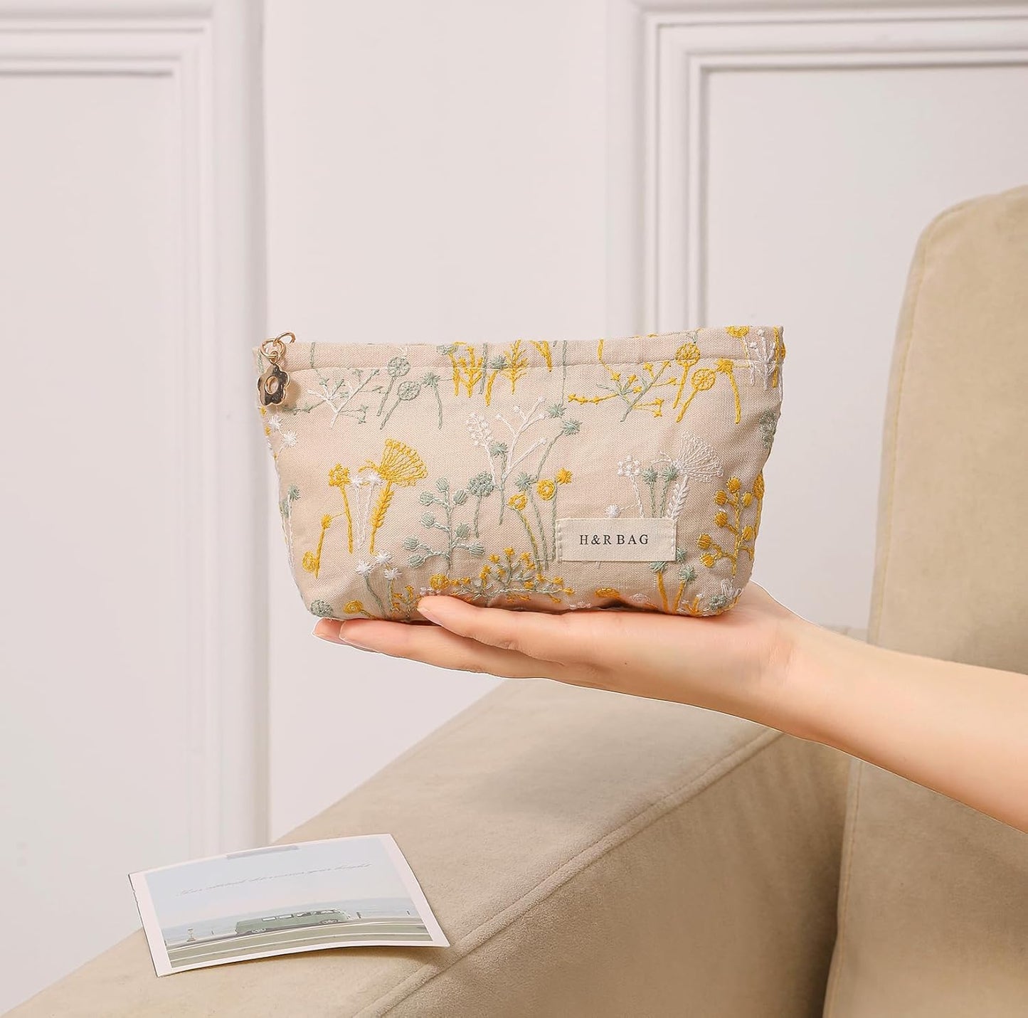 2 Pcs Makeup Bags, Large Cosmetic Bag Travel Toiletry Bag Organizer for Women, Embroidery Craft, Floral Makeup Bag Small Cosmetic Pouch Purse with Zipper Gifts for Girls Teen