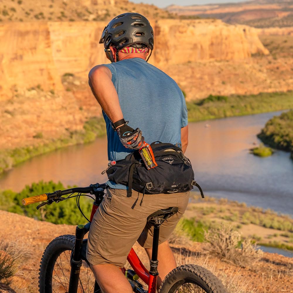 Honey Stinger Organic Strawberry Kiwi Energy Gel, Caffeinated & Gluten Free, for Exercise, Running and Performance, Sports Nutrition for Home & Gym, Pre and Mid Workout, 12 Pack, 13.2 Ounce