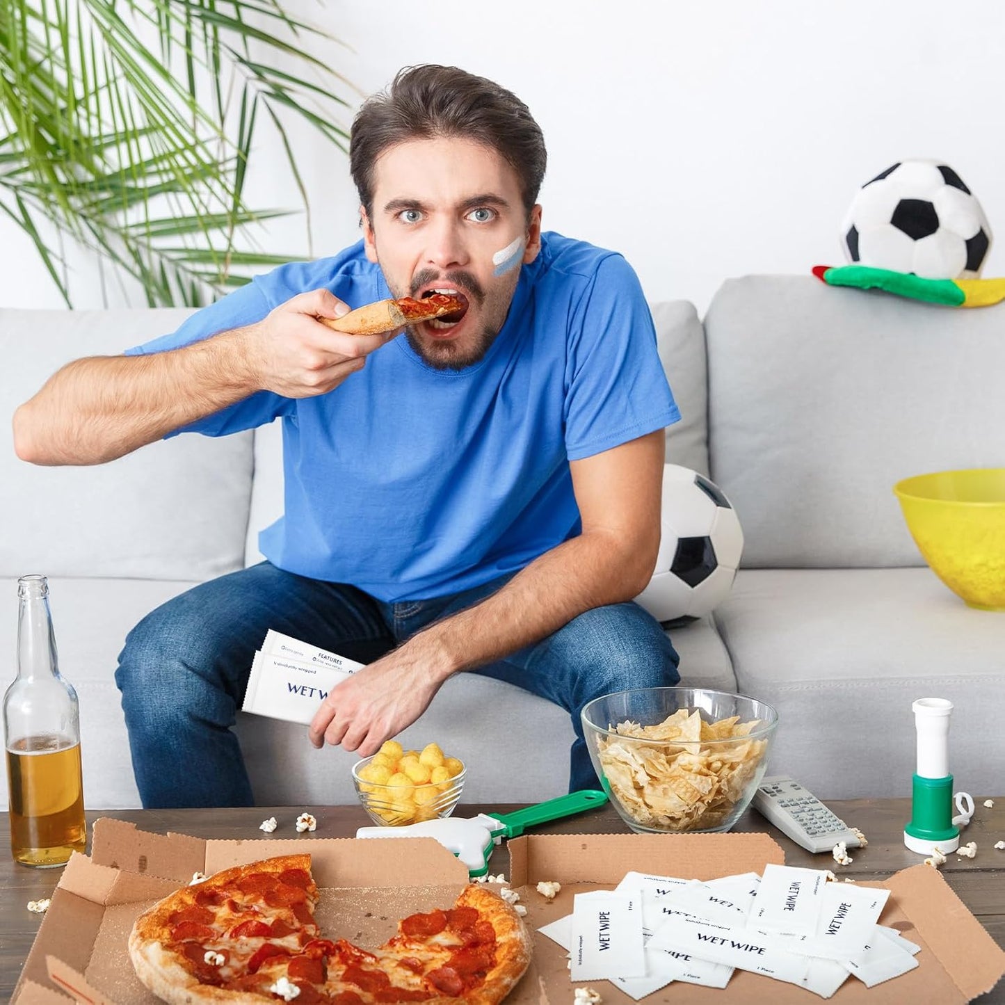 Timgle 300 Pack Individually Wrapped Wet Wipes Bulk Travel Size Unscented Hand Wipes Packets, Wet Napkins Clean Hands Quickly for Travel Homeless Restaurant Barbecue Wedding(White)