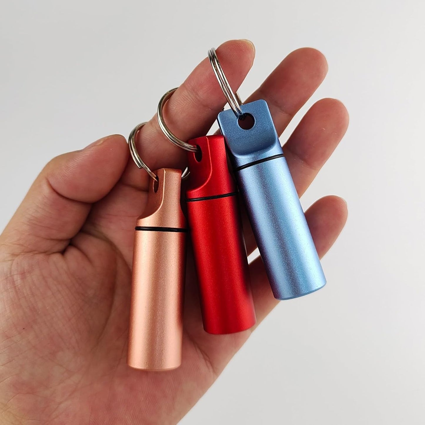 Small Pill Organizer Box Waterproof Keychain Pill Holder Portable Travel Pill Container Metal Case with Keyring for Outdoor Camping Travel