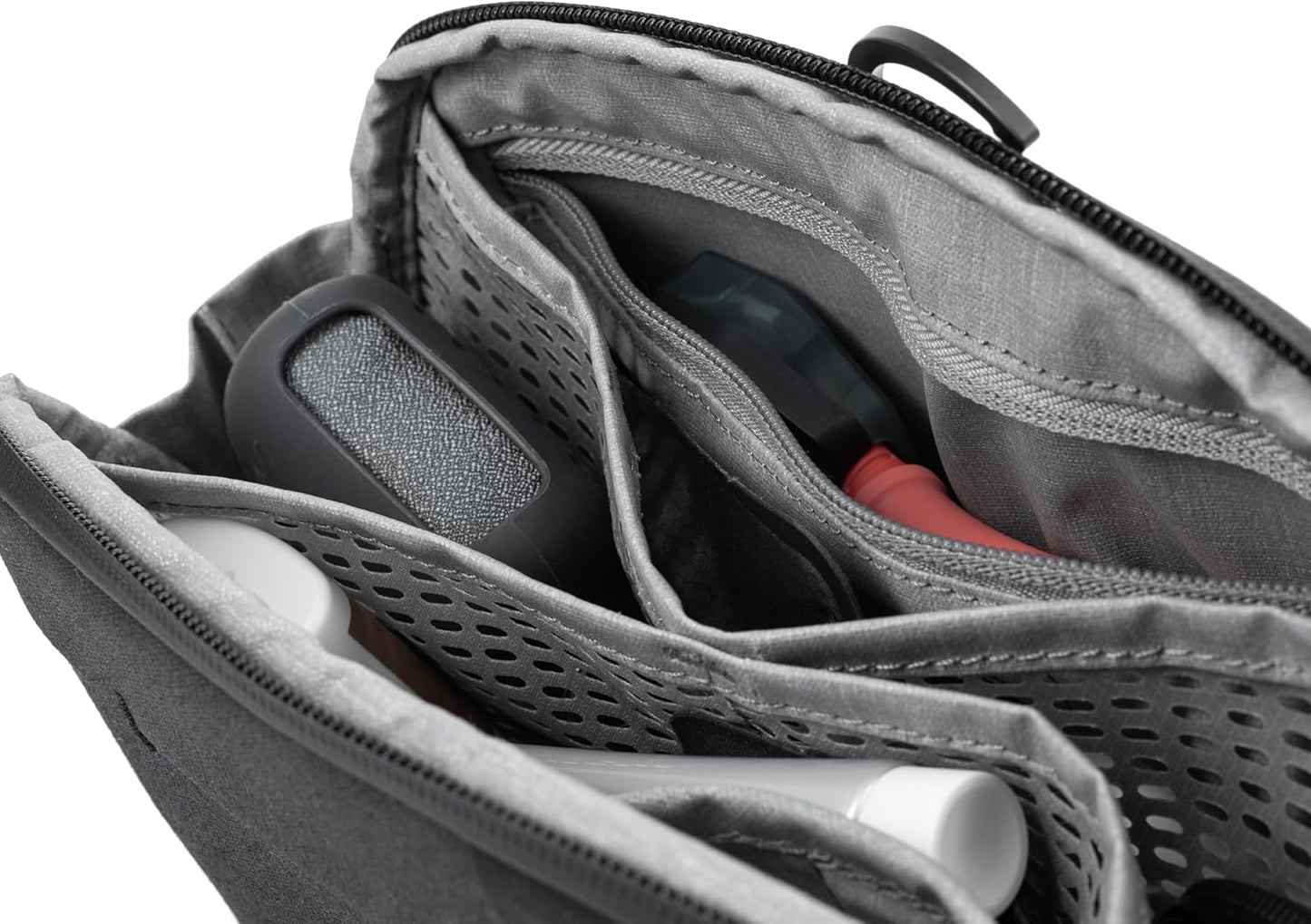 Peak Design Small Wash Pouch, Black, Weatherproof Travel Toiletry Bag, Upright or Hanging Toiletry Kit with Pockets, Magnetic Toothbrush Pocket, Wide UltraZip Opening, Toiletry Bag for Men and Women