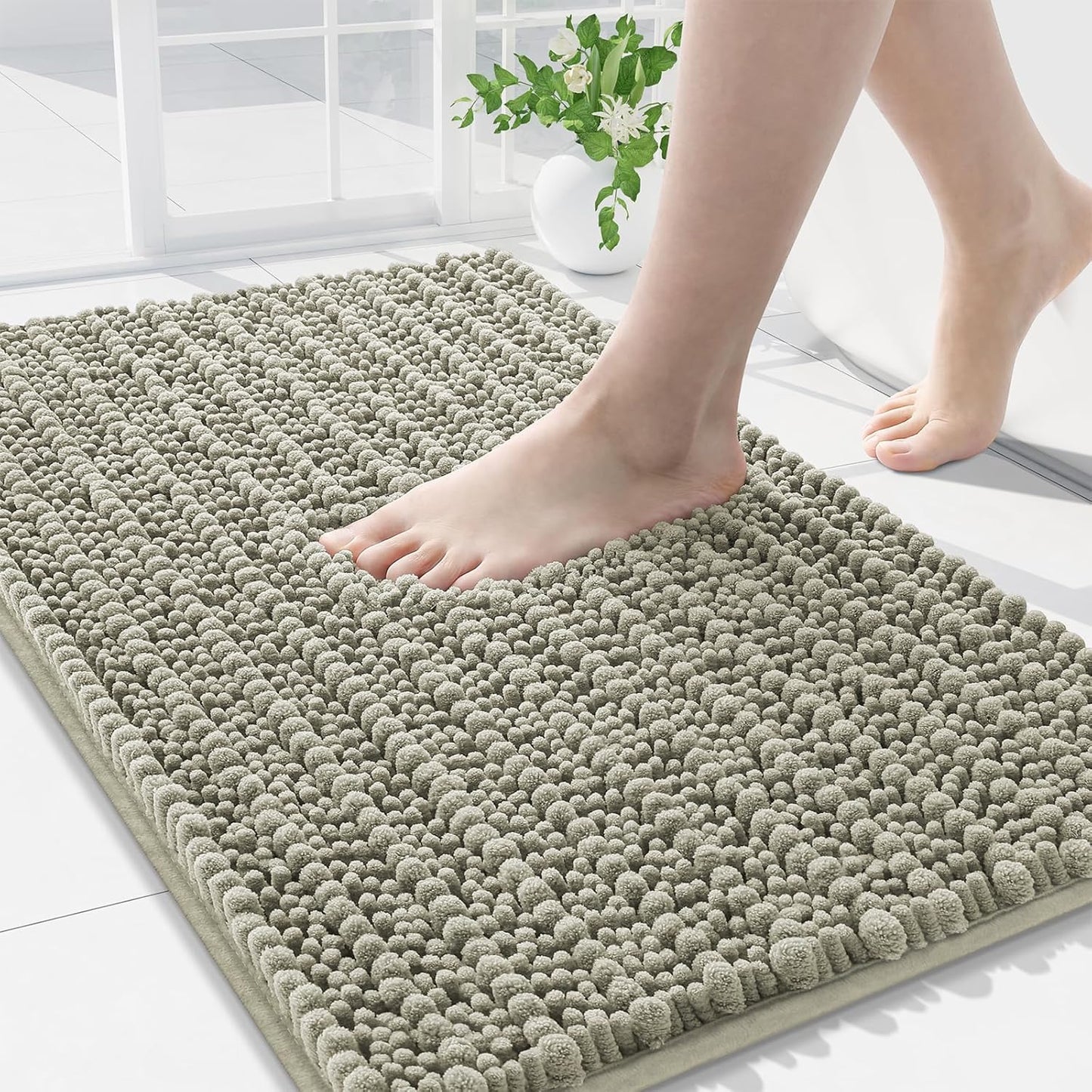 Arotive Luxury Chenille Bathroom Rug Mat, Extra Soft Thick Absorbent Shaggy Bath Rugs, Non-Slip Machine Wash Dry, Plush Bath Mats for Bathroom, Shower and Tub, 36x24, Warm Taupe