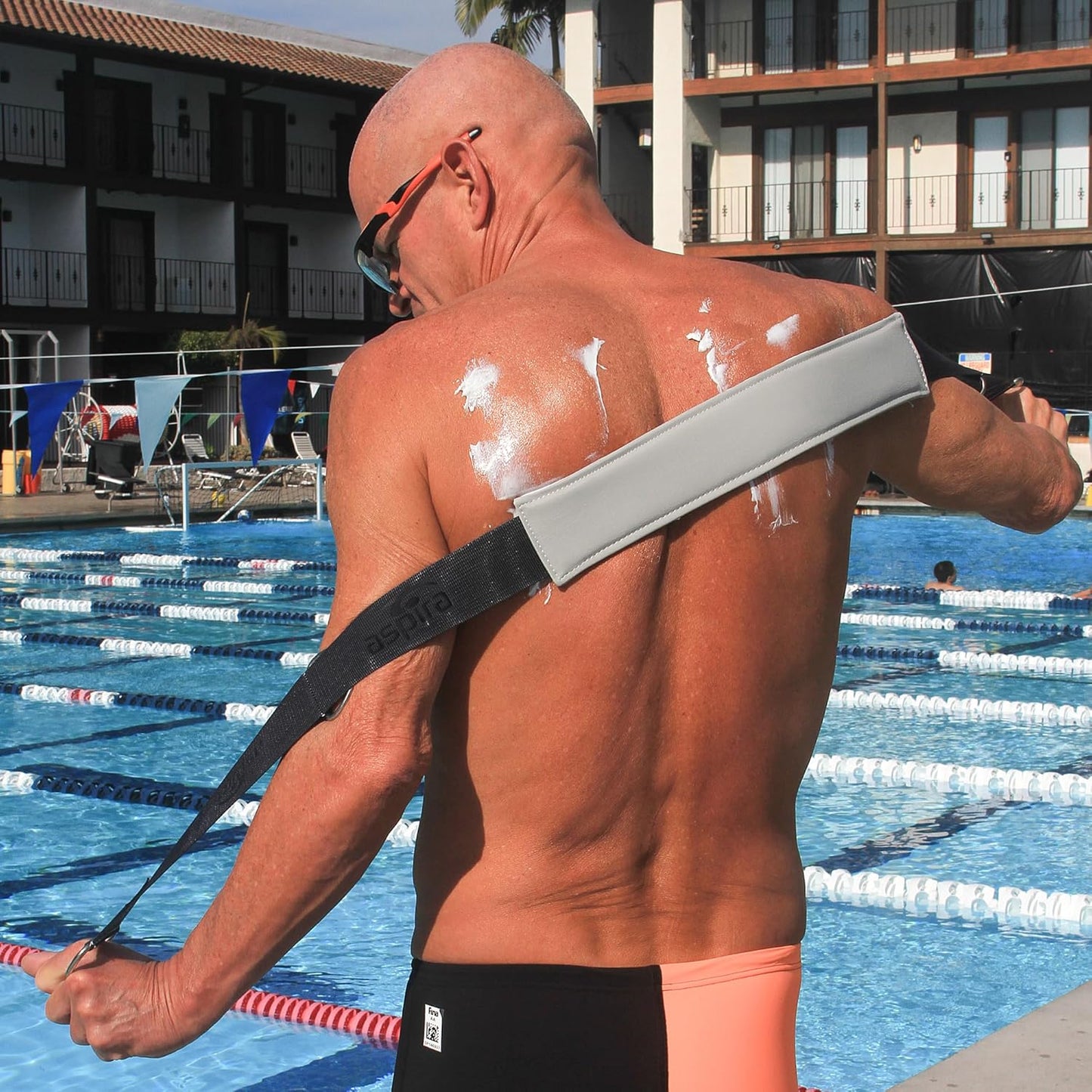 Sunscreen Lotion Applicator for Back - Durable, Smooth, Non-Absorbent Tanning Applicator for Back - Ideal for Self Use - Also Good for Tanning Products, Pain Creams and Lotions