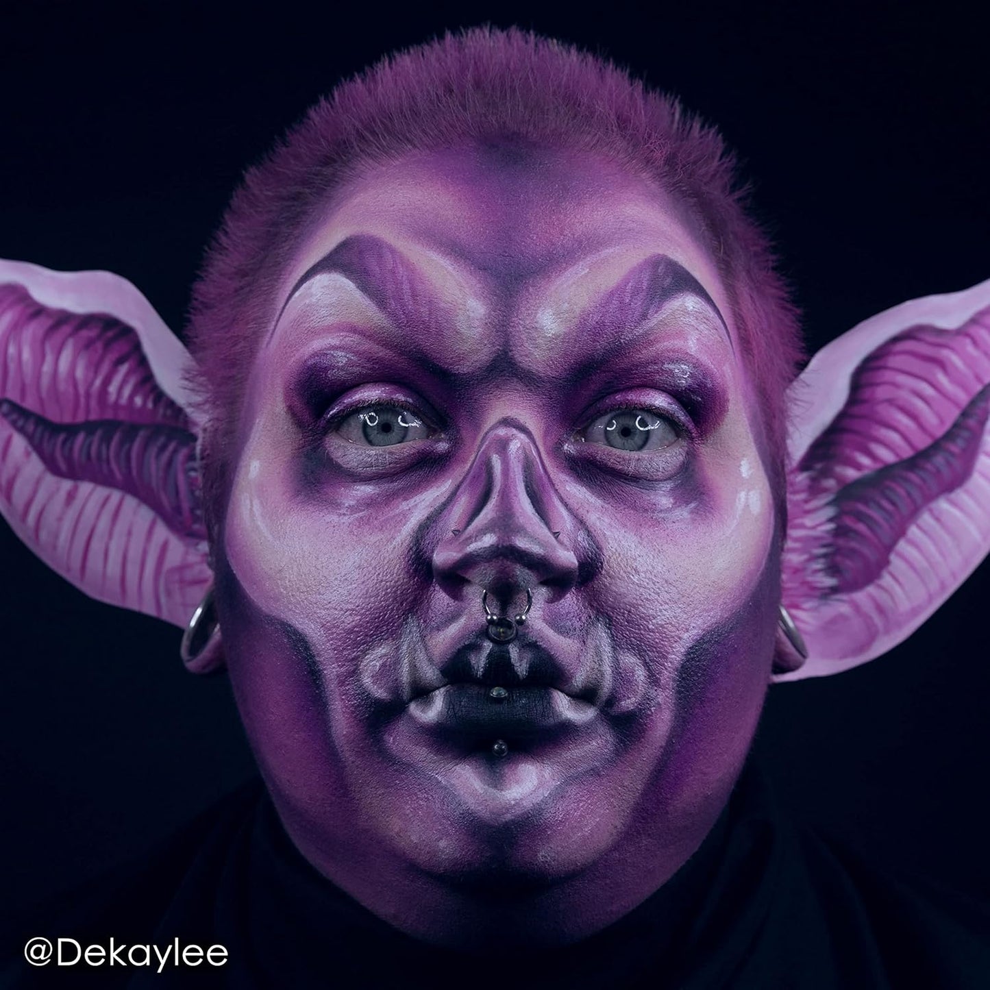 Mehron Makeup StarBlend Cake Makeup | Wet/Dry Pressed Powder | Powder Foundation | Purple Face Paint & Body Paint 2 oz (56g)