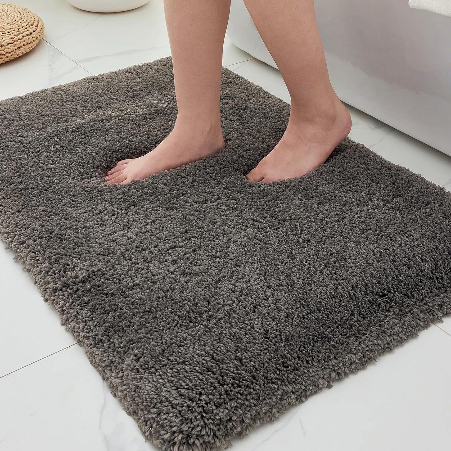 ILANGO Dark Gray Bathroom Rugs 24" × 17" Small Non Slip & Super Absorbent Extra Thick Soft, Washable Bath Mat for Floor, Microfiber Plush Shaggy Bath Rug with Rubber for Bathtub Shower Room Sink