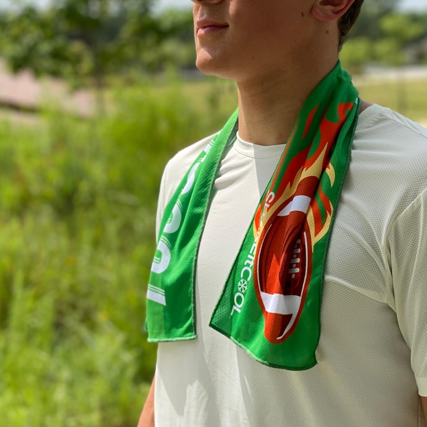 SHAKEitCOOL Original Cooling Towel – Be Cool in Style - Heat Relief, Soft, Lightweight, Sun Protection, Easy Clean - Perfect for Biking, Running, Yoga, Gym, Gardening - Football