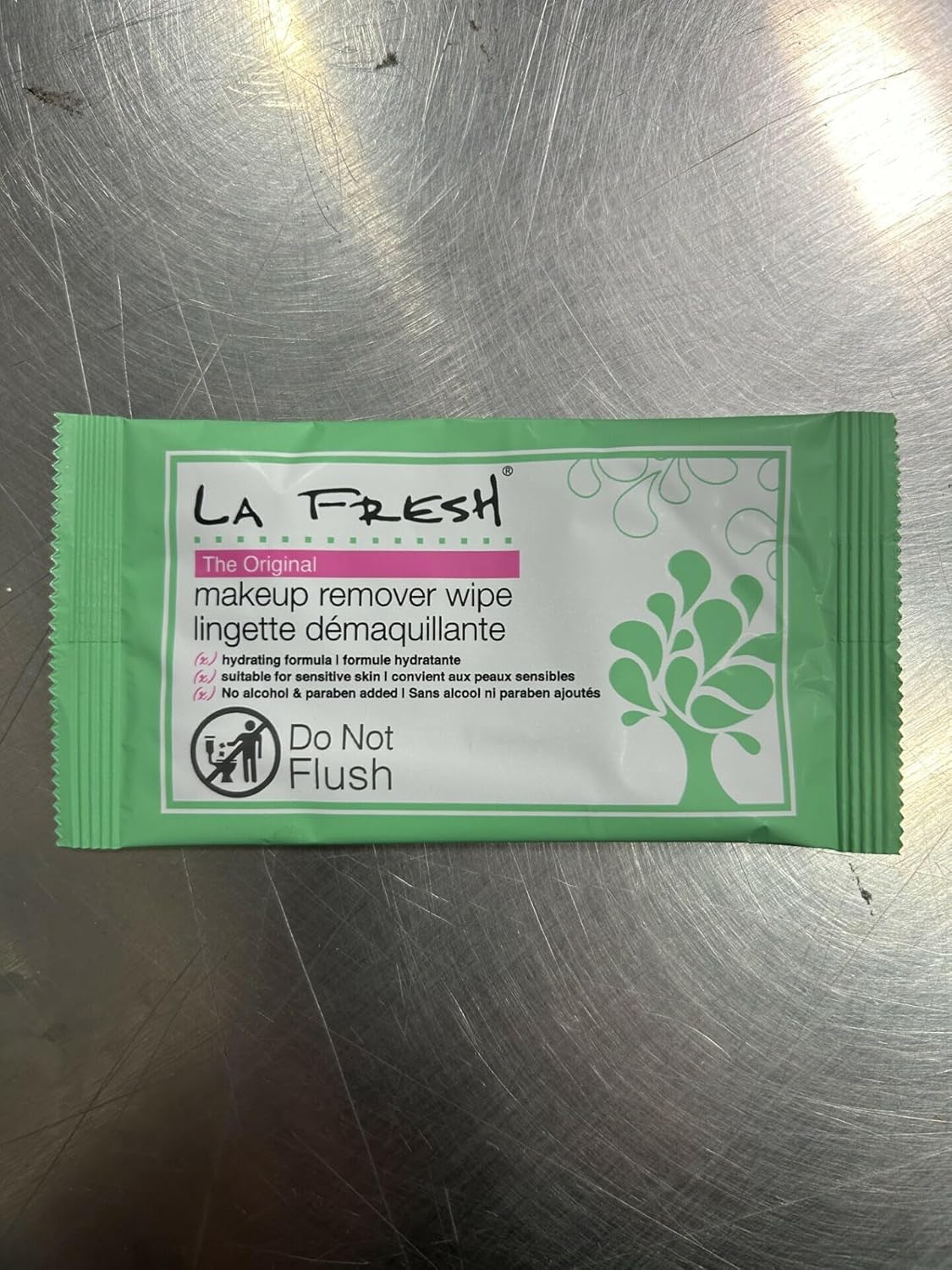La Fresh Makeup Remover Cleansing Face Wipes Case of 600ct Facial Towelettes with Vitamin E for Waterproof Makeup