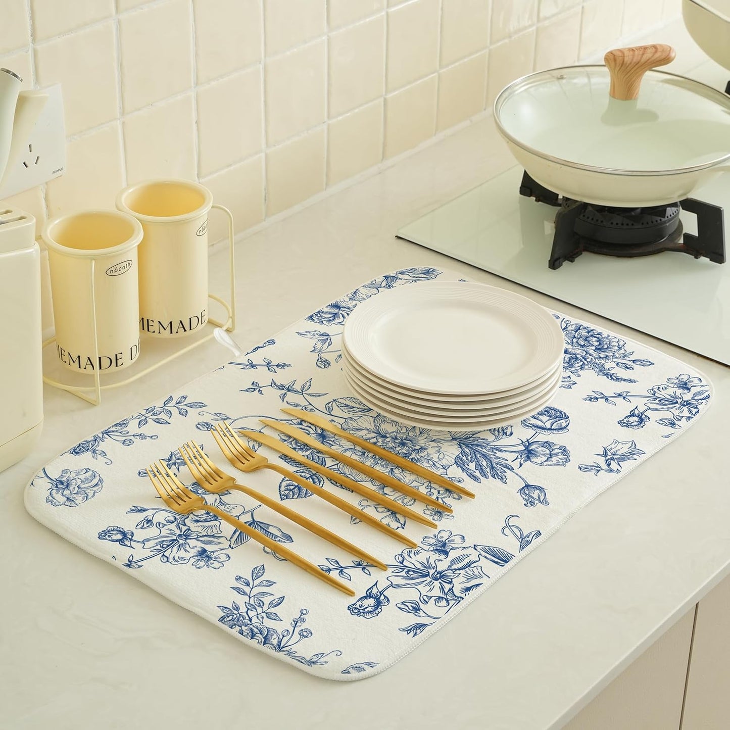 Blue Floral Dish Drying Mat for Kitchen Counter, 18x24 Inch Chinoiserie Flower Absorbent Dish Drying Pad Heat Resistant Mat Coffee Bar Mat Dish Drainer Rack Mat