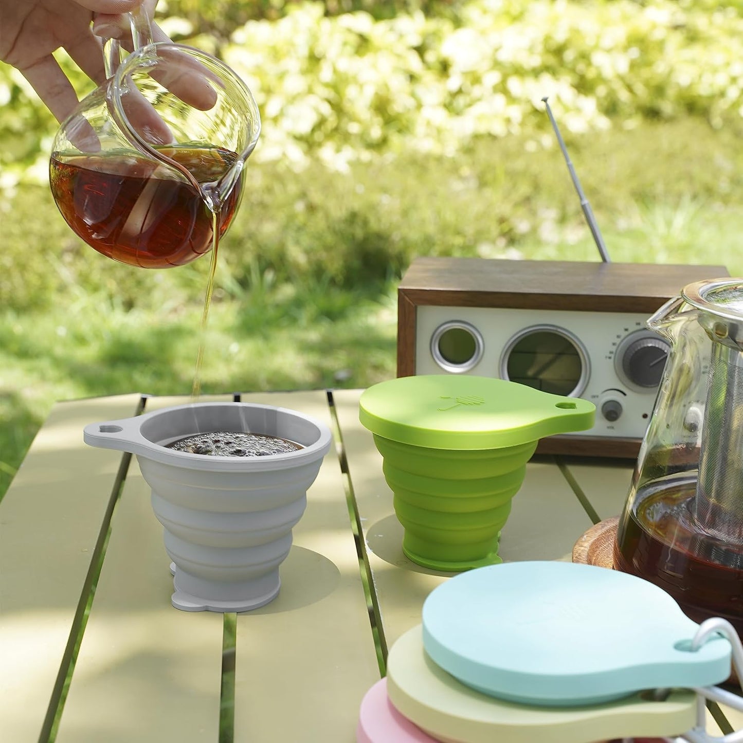 IYYI Collapsible Cup for Traveling, Silicone Foldable Cup, Camping Mug with Lid, Folding Mug for Camping, Hiking, Outdoors, Travel (2 Pack-Blue-Orange)