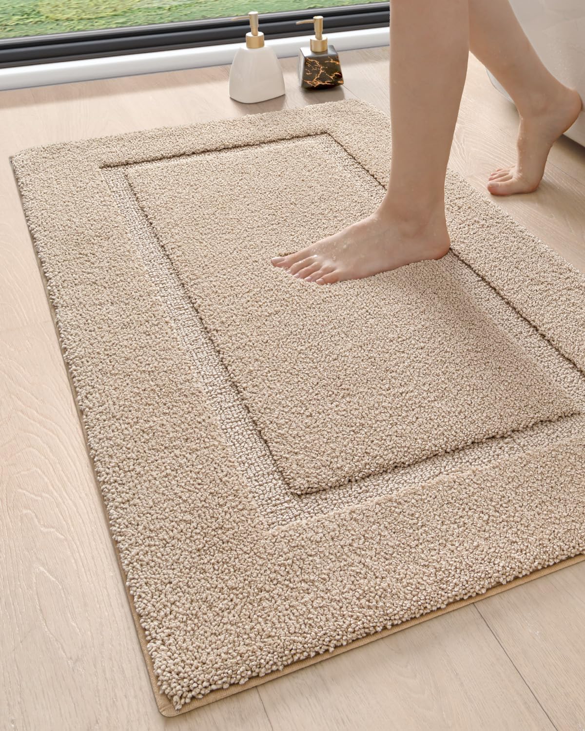 DEXI Bathroom Rugs 43x24, Washable Non Slip Bath Mat for Shower Floor, Absorbent Quick Dry Bathmat with Rubber Backing, Ultra Soft Plush Carpet for Tub, Beige