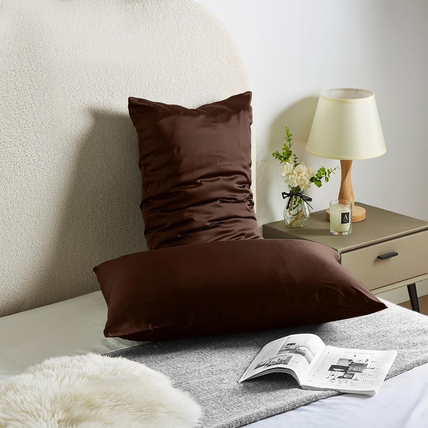 Silk Pillowcase for Hair and Skin Mulberry Silk Pillowcase Soft Breathable Smooth Both Sided Natural Silk Pillowcase with Zipper Beauty Sleep Silk Pillow Case 1 Pack for Gift(Queen,Brown)