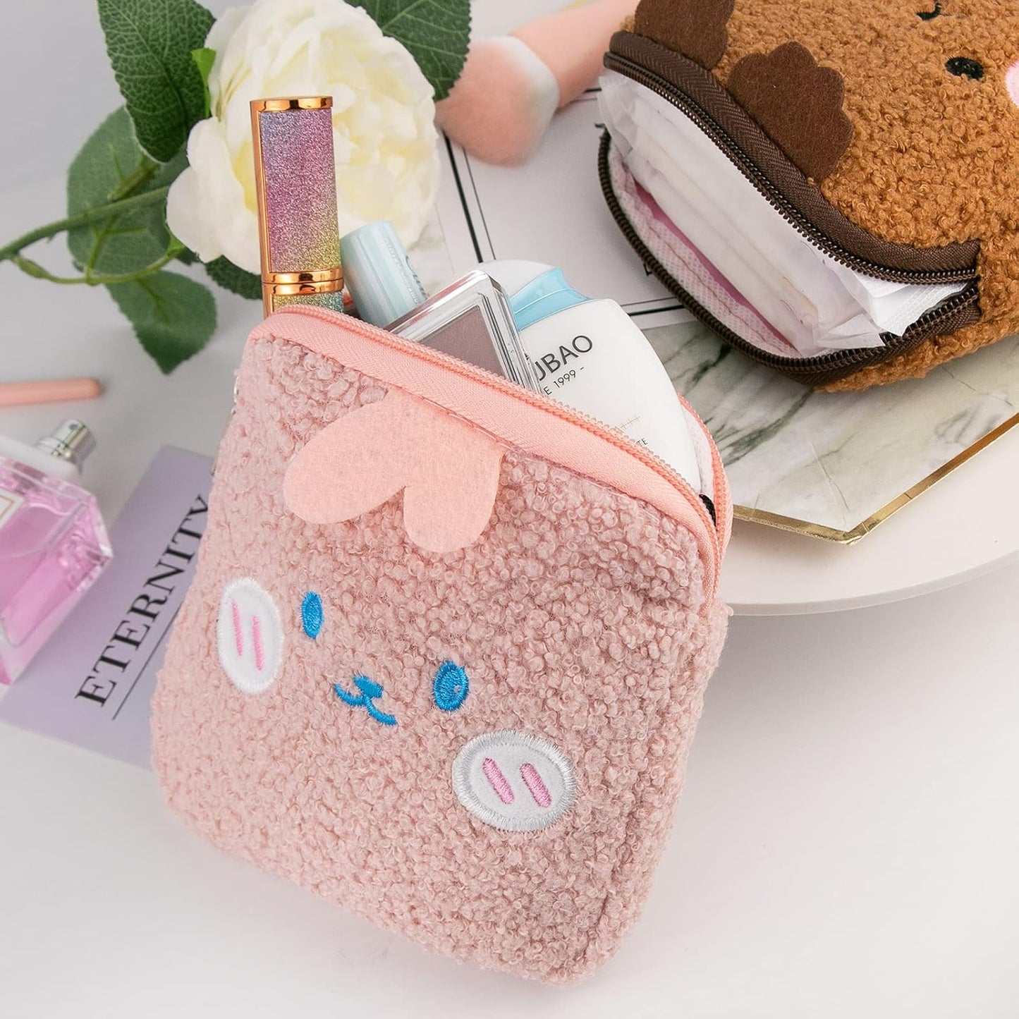 Sanitary Napkin Storage Bag 4PCS Menstrual Cup Pouch, Portable Period Bag for Women Girls Feminine Menstruation First Period Bag Padded Zipper Pouch Mini Cosmetic Bag for Purse