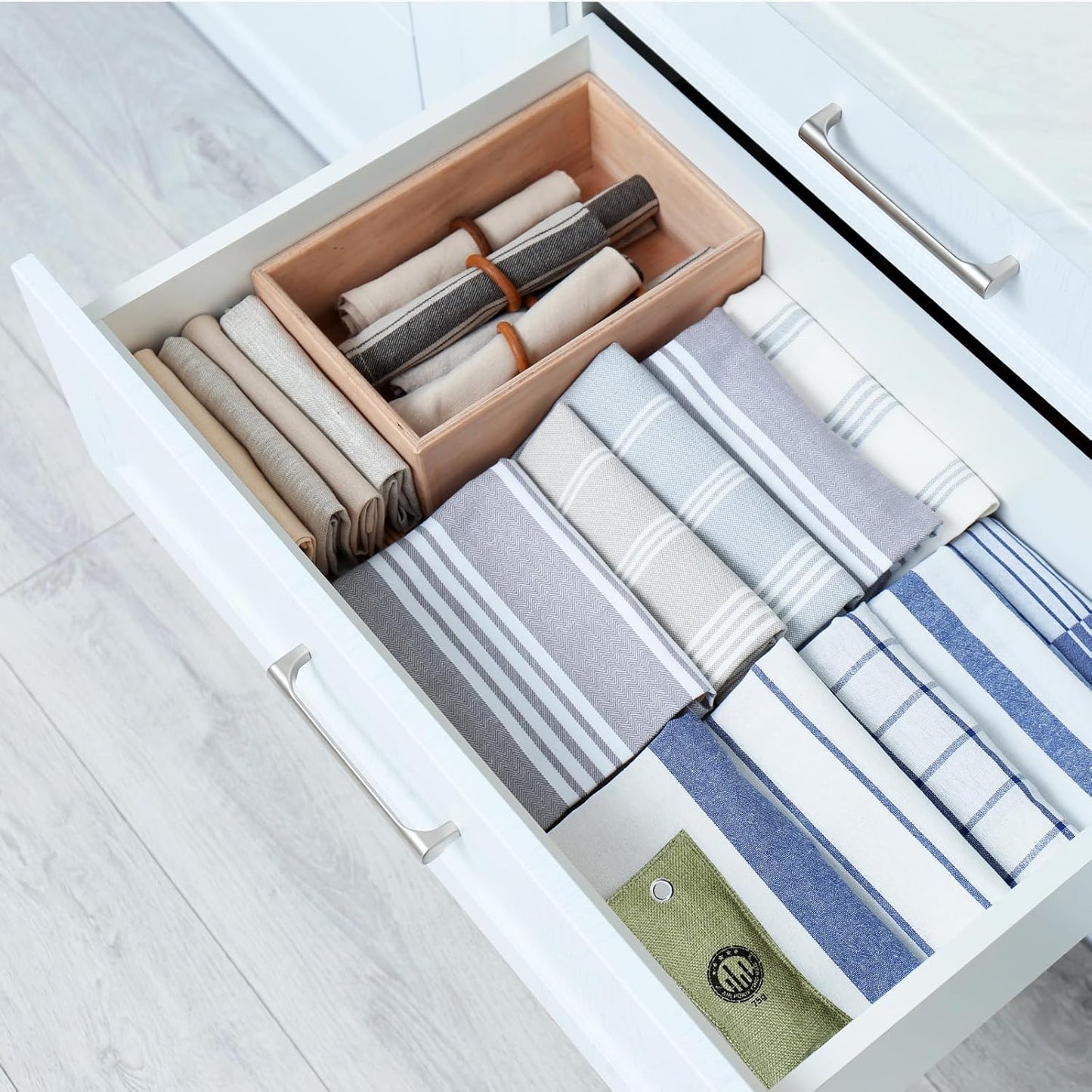 4 Pack charcoal odor absorber,Bamboo Charcoals Air Purifying Bag Charcoals Deodorizer Eliminator for Strong Odors in Car, Closet, Shoe, Basement (75G*4 Pack Green, Unscented)