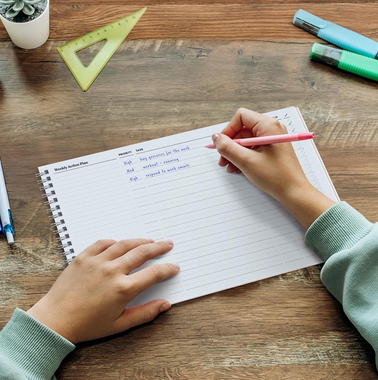 BestSelf Co. Task Planner: 1 Year of Tear-Off Sheets for Optimal Week Planning with Daily To-Do List & Planner