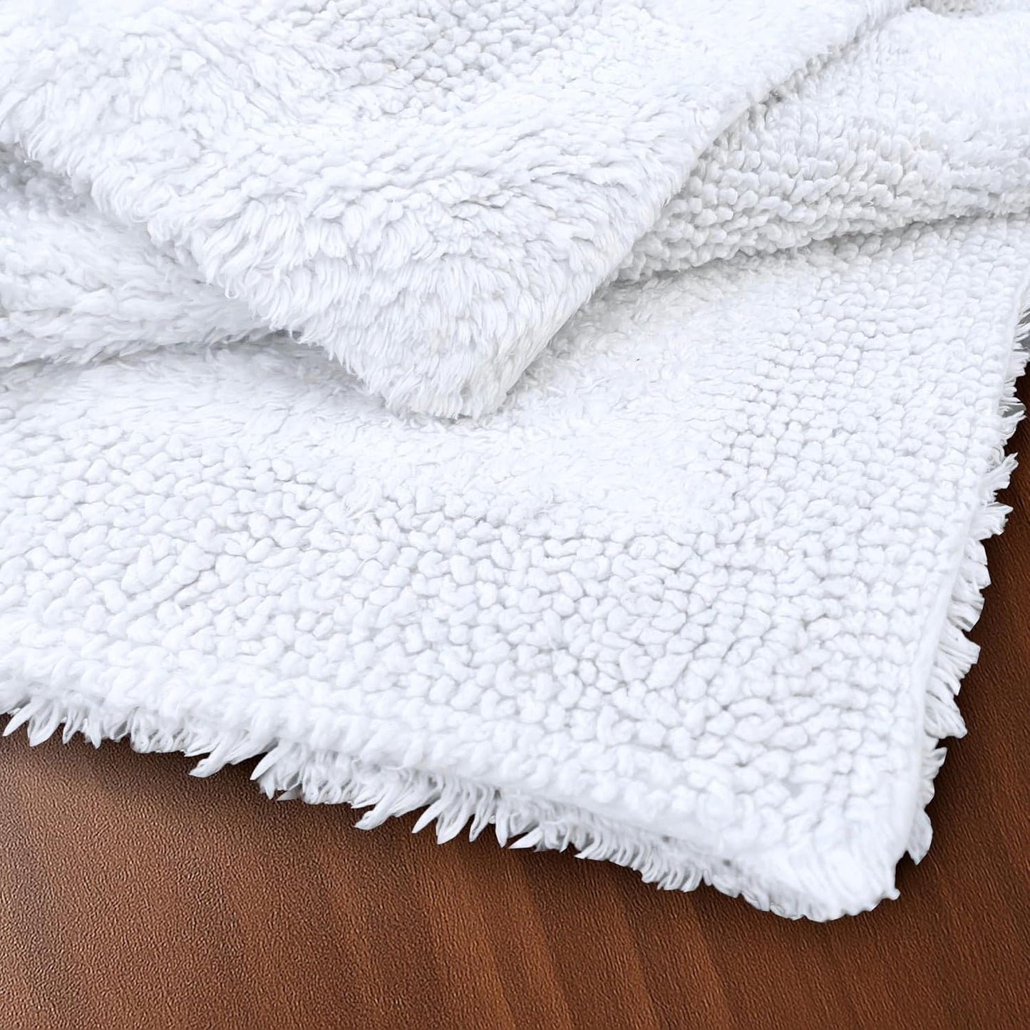 THE BEER VALLEY Bath Rugs Set 2 Piece White Cotton Tufted Reversible Washable Bath Mats for Bathroom Floor| Quick Dry Bathroom Mat for Tub Spa Shower Toilet| Entry Way Door Mats|21x32 & 17x24 Inches