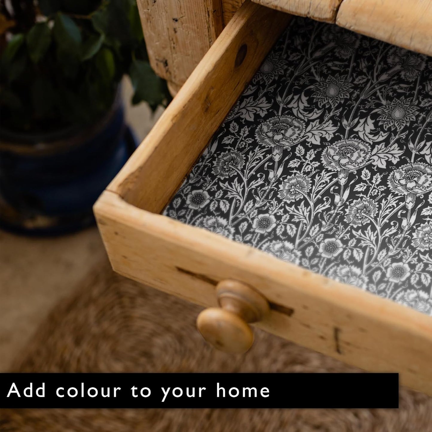 Sandalwood Scented Drawer Liners in a Black William Morris Design. Pack of 5 Folded Sheets | Contains Sandalwood Essential Oil | Made in The UK.