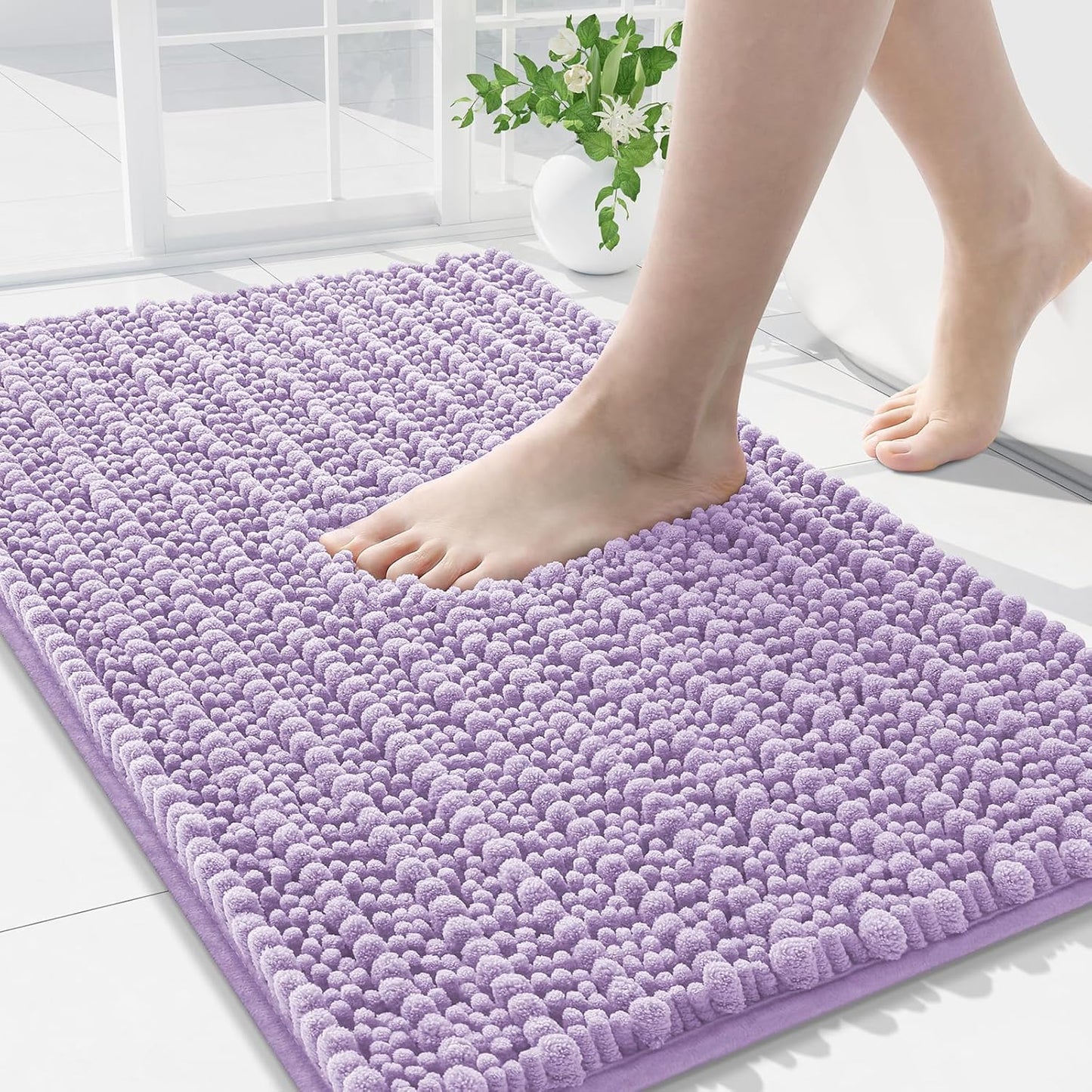 Arotive Luxury Chenille Bathroom Rug Mat, Extra Soft Thick Absorbent Shaggy Bath Rugs, Non-Slip Machine Wash Dry, Plush Bath Mats for Bathroom, Shower and Tub, 30x20, Light Purple
