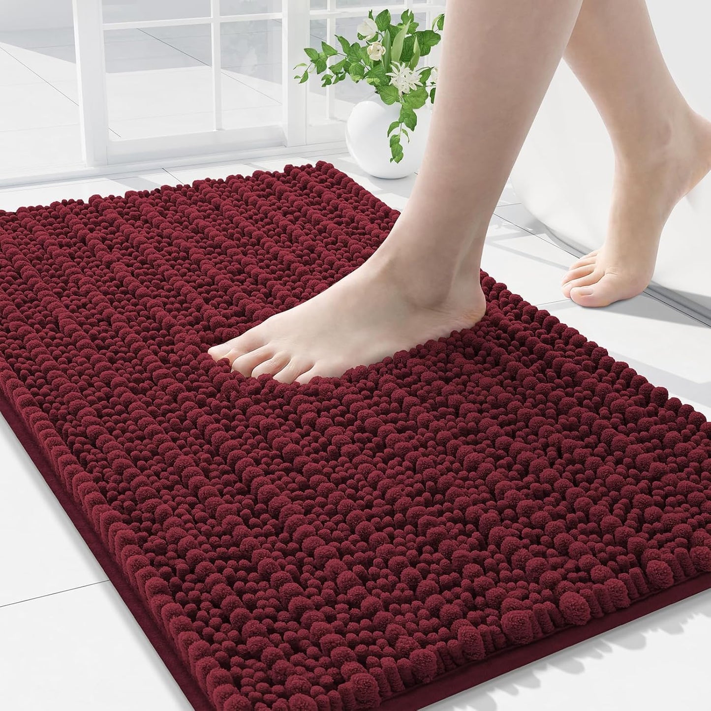 Arotive Luxury Chenille Bathroom Rug Mat, Extra Soft Thick Absorbent Shaggy Bath Rugs, Non-Slip Machine Wash Dry, Plush Bath Mats for Bathroom, Shower and Tub, 34x21, Burgundy