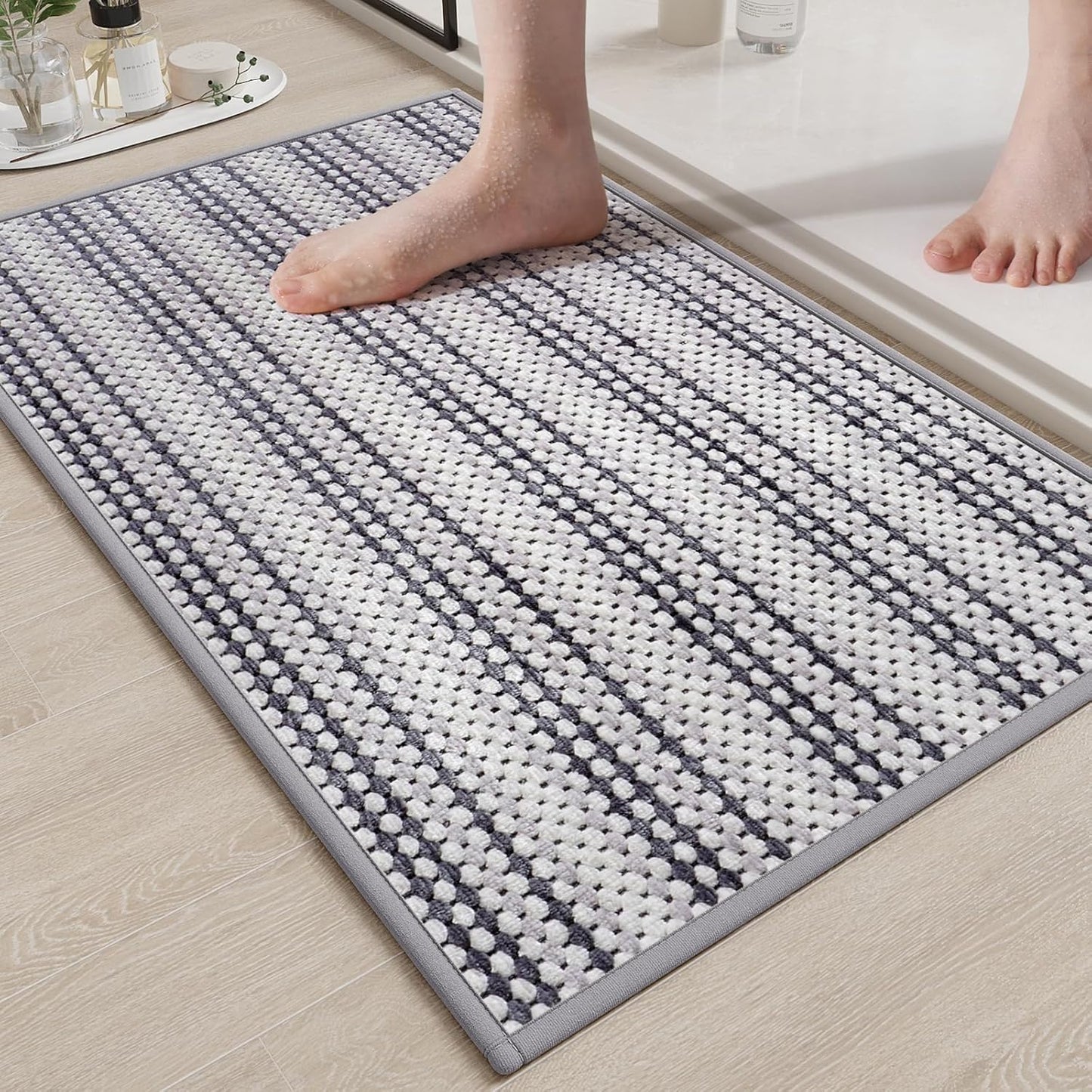 Grey Washable Bath Mat,Ultra Thin Soft Bath Rugs,Rubber Bath Mats for Bathroom,Quick Dry,Non-Slip,Fit Under Door,Super Absorbent Chenille Bathroom Rugs Shower,Sink Floor 20x31