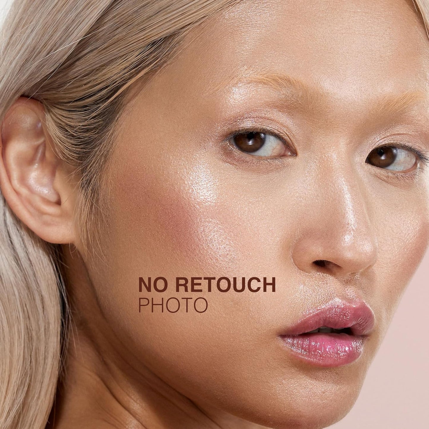 Powder Highlighter Makeup – Divine V – Radiant Glow for All Skin Tones, Easy-to-Apply, 0.53 oz